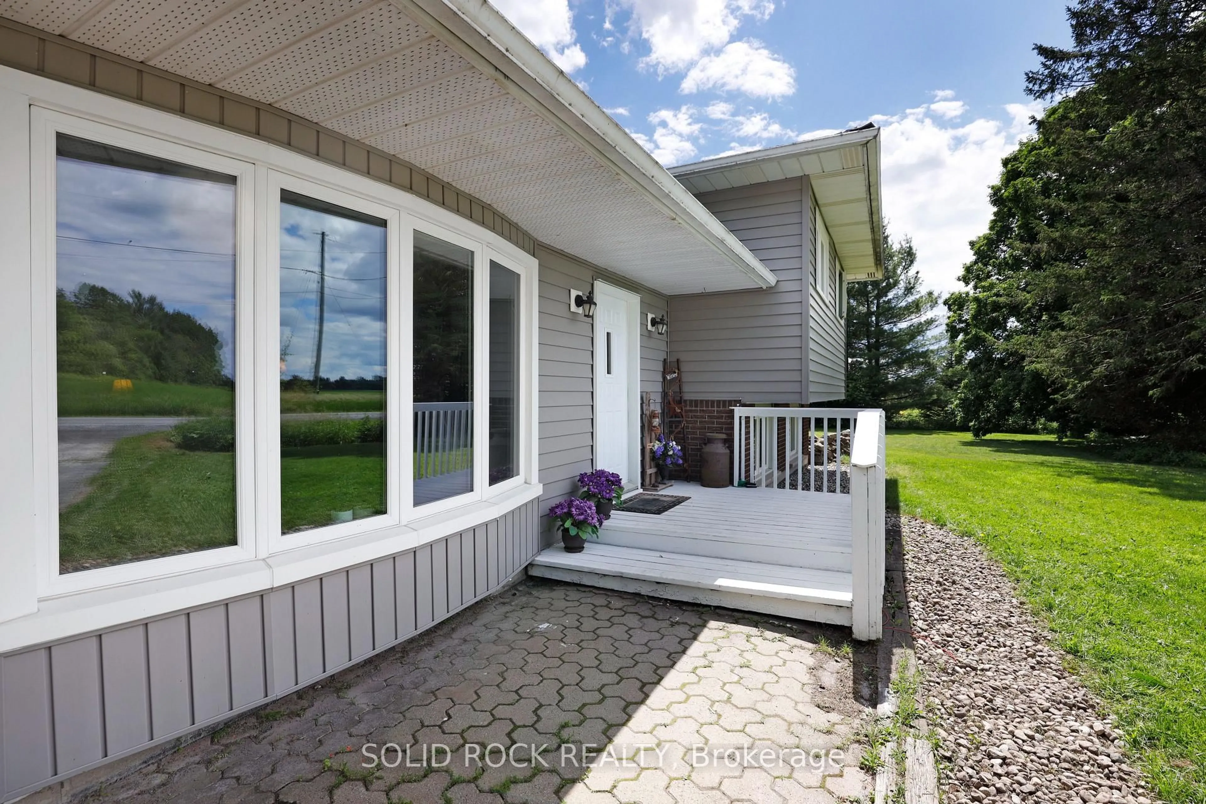 Home with vinyl exterior material, water/lake/river/ocean view for 1934 Carsonby Rd, North Gower Ontario K0A 2T0