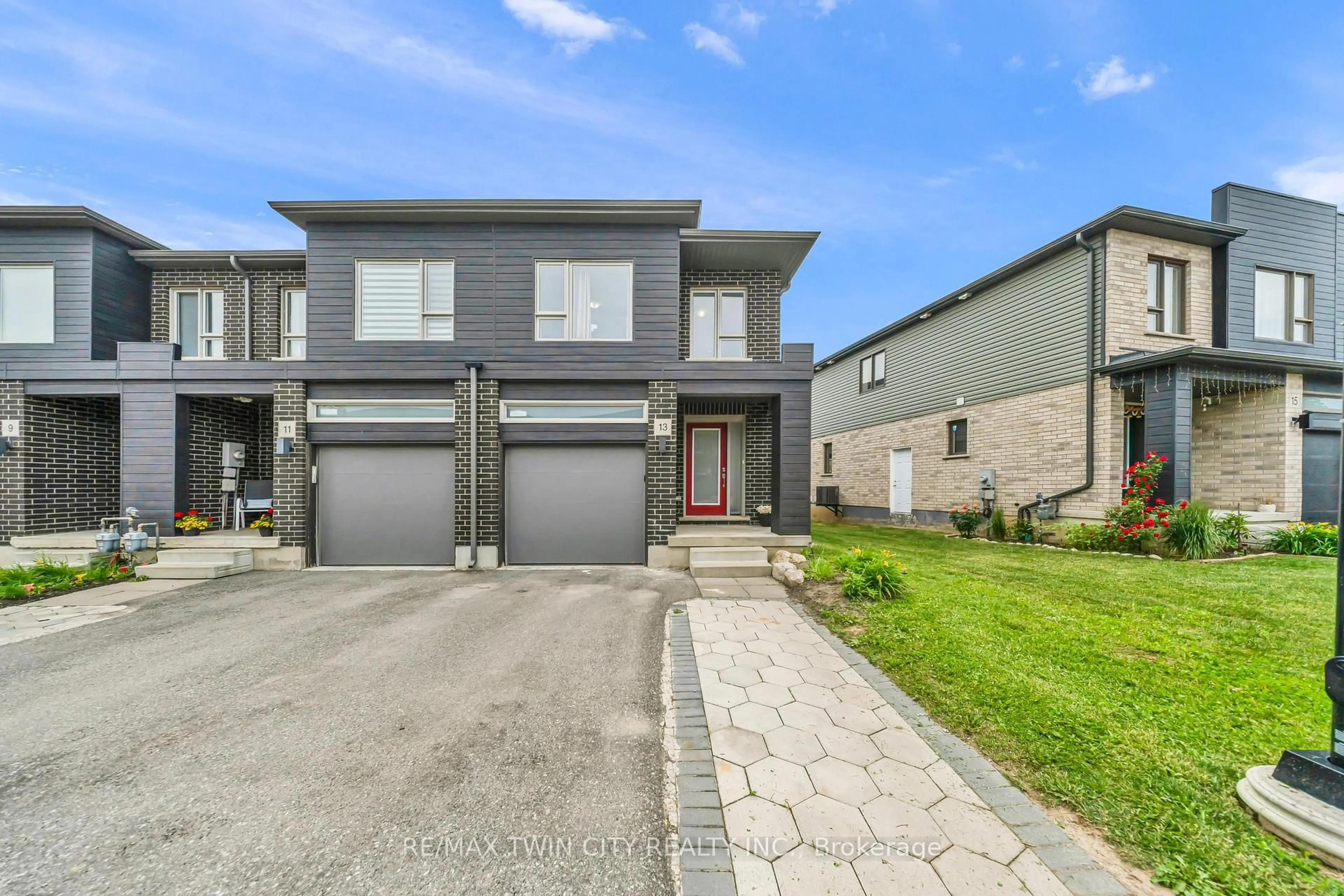 Unknown for 13 Pony Way, Kitchener Ontario N2R 0R8