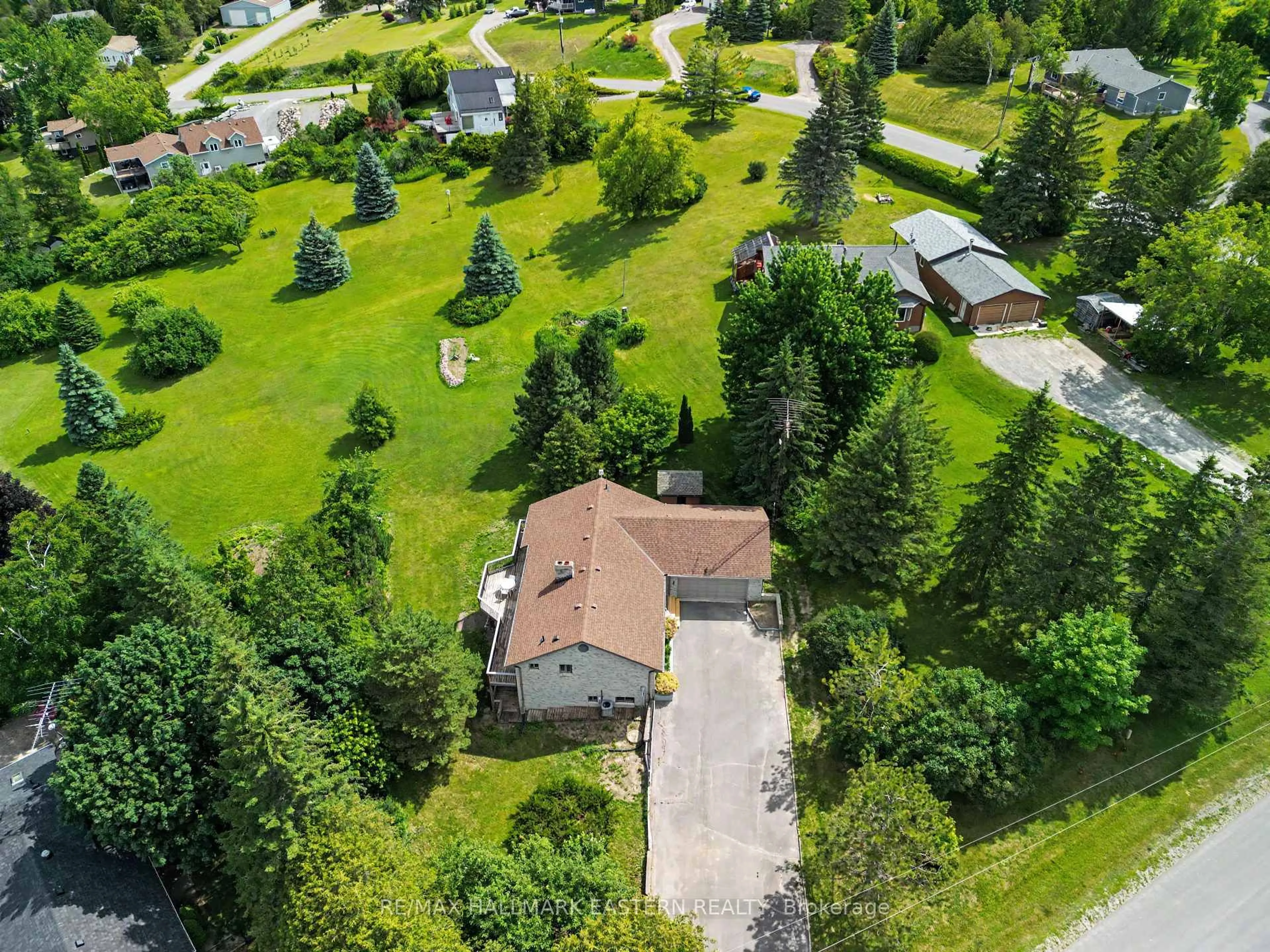 A pic from outside/outdoor area/front of a property/back of a property/a pic from drone, street for 473 Sunset Cres, Alnwick/Haldimand Ontario K0K 2X0