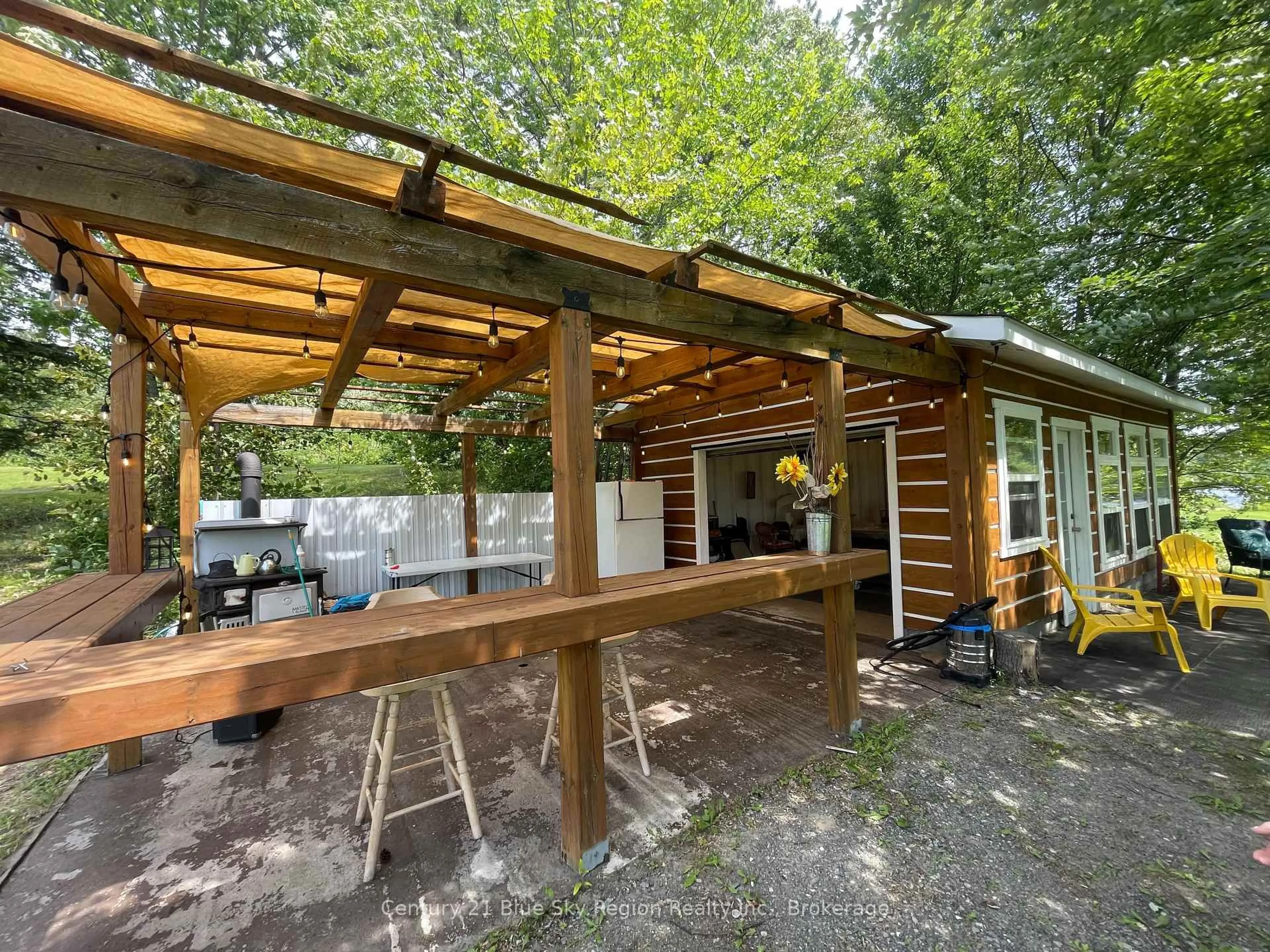 Patio, forest/trees view for 181 Ashburton Rd, West Nipissing Ontario P0H 1M0