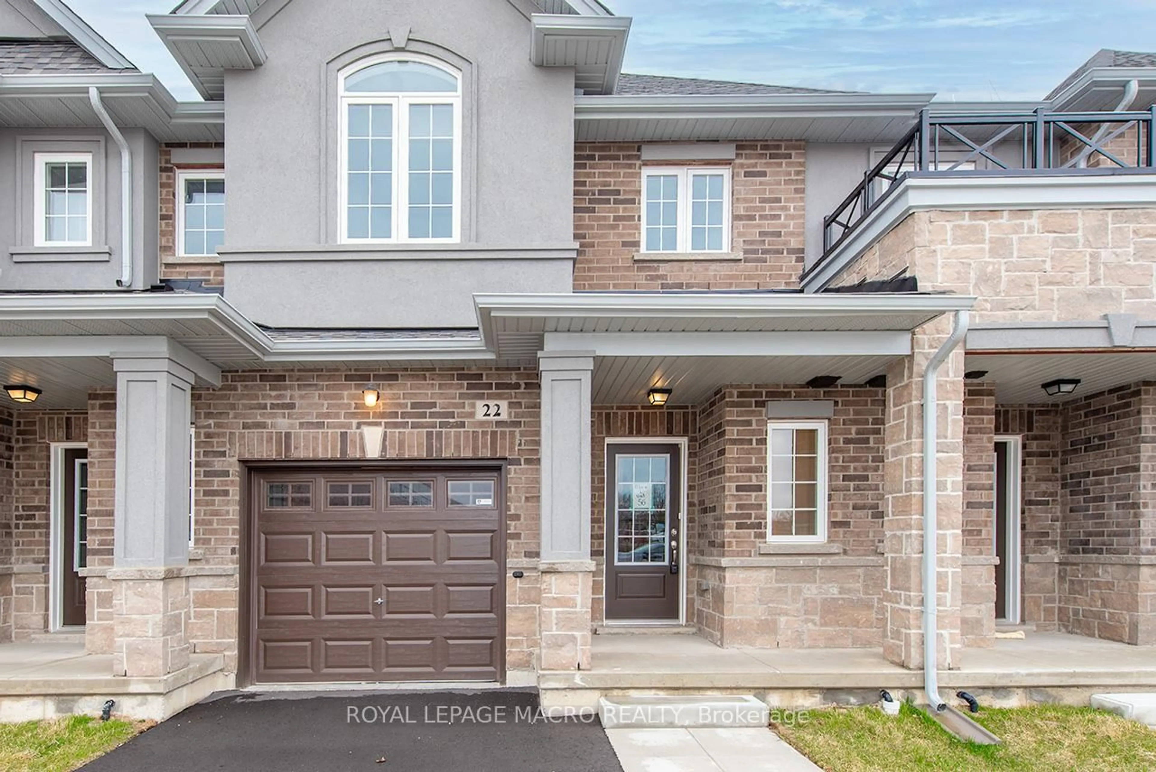 Home with brick exterior material, street for 22 Linden Park Lane, Hamilton Ontario L9A 1Y1