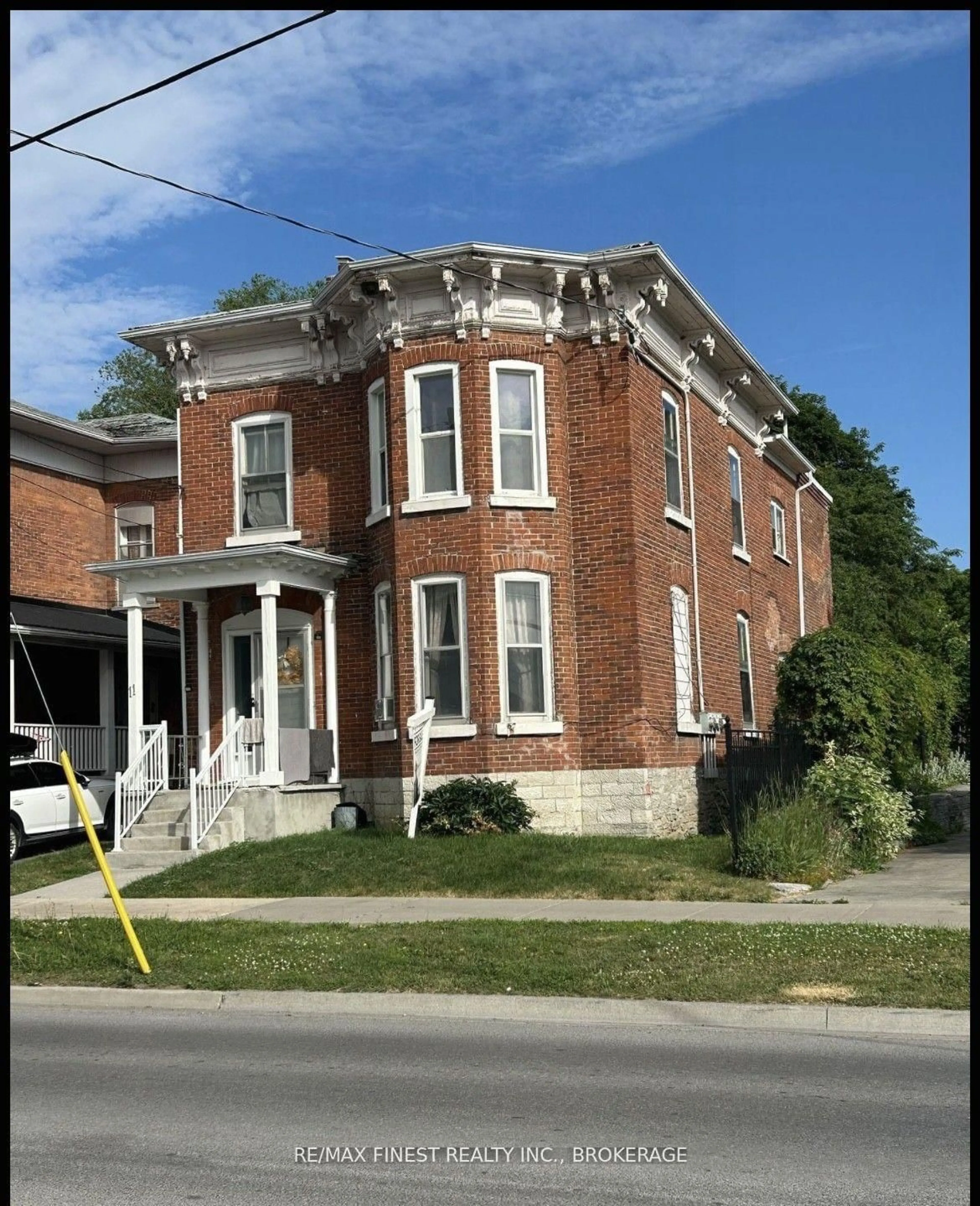 Home with brick exterior material, building for 11A Bridge St #west, Greater Napanee Ontario K7R 2C2