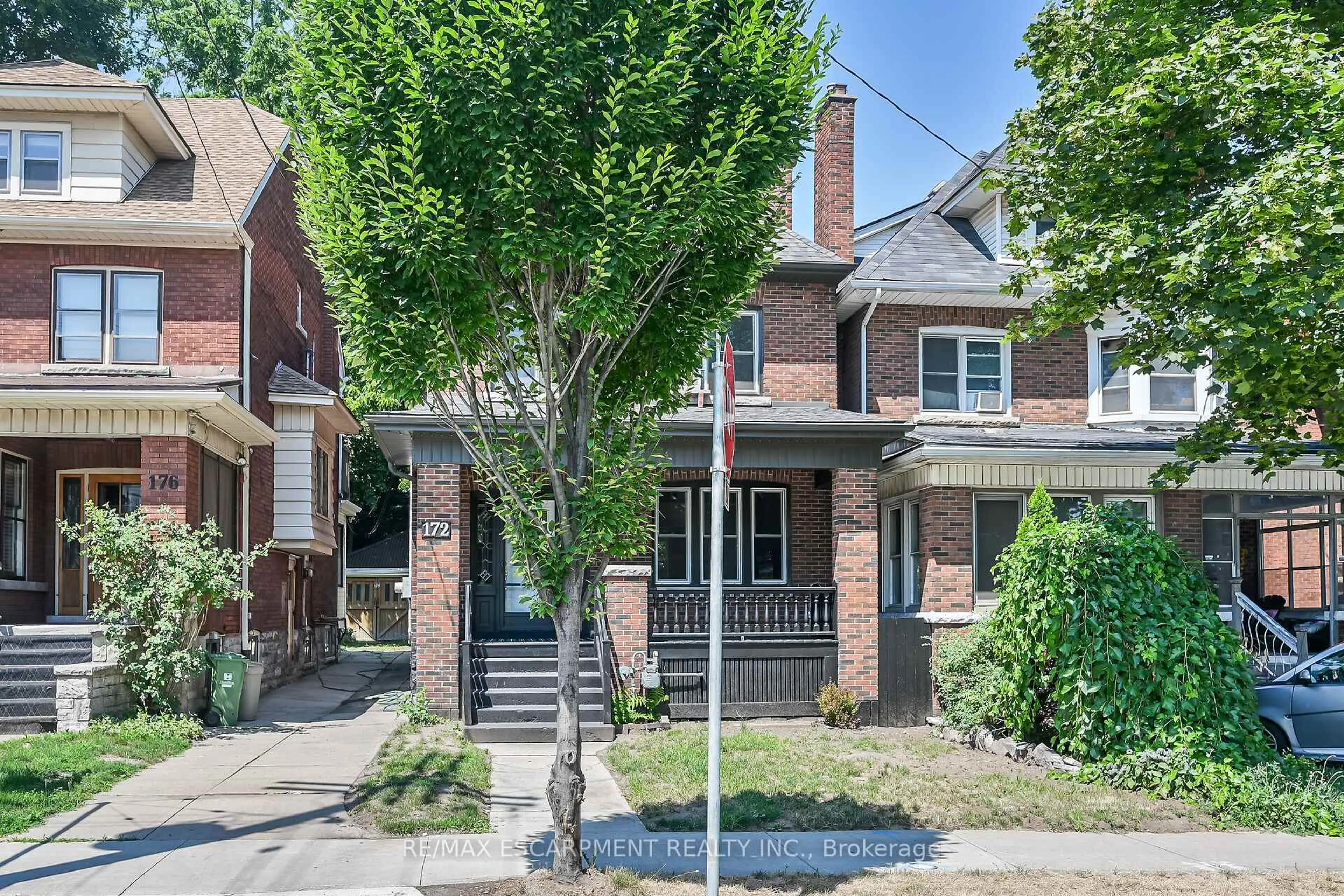 Home with brick exterior material, street for 172 Sherman Ave, Hamilton Ontario L8M 2P9