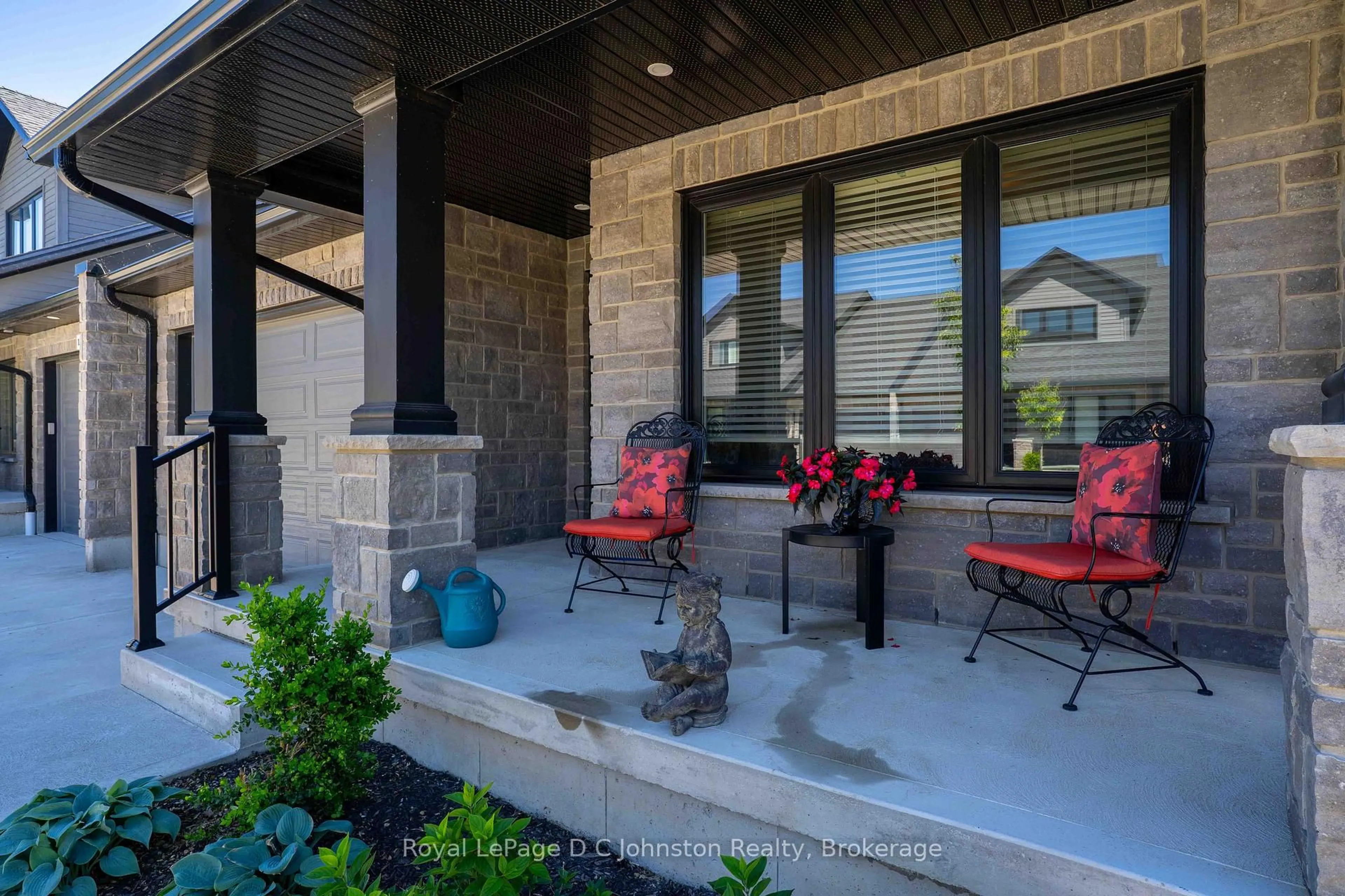 Patio, unknown for 560 Devonshire Rd #16, Saugeen Shores Ontario N0H 2C3