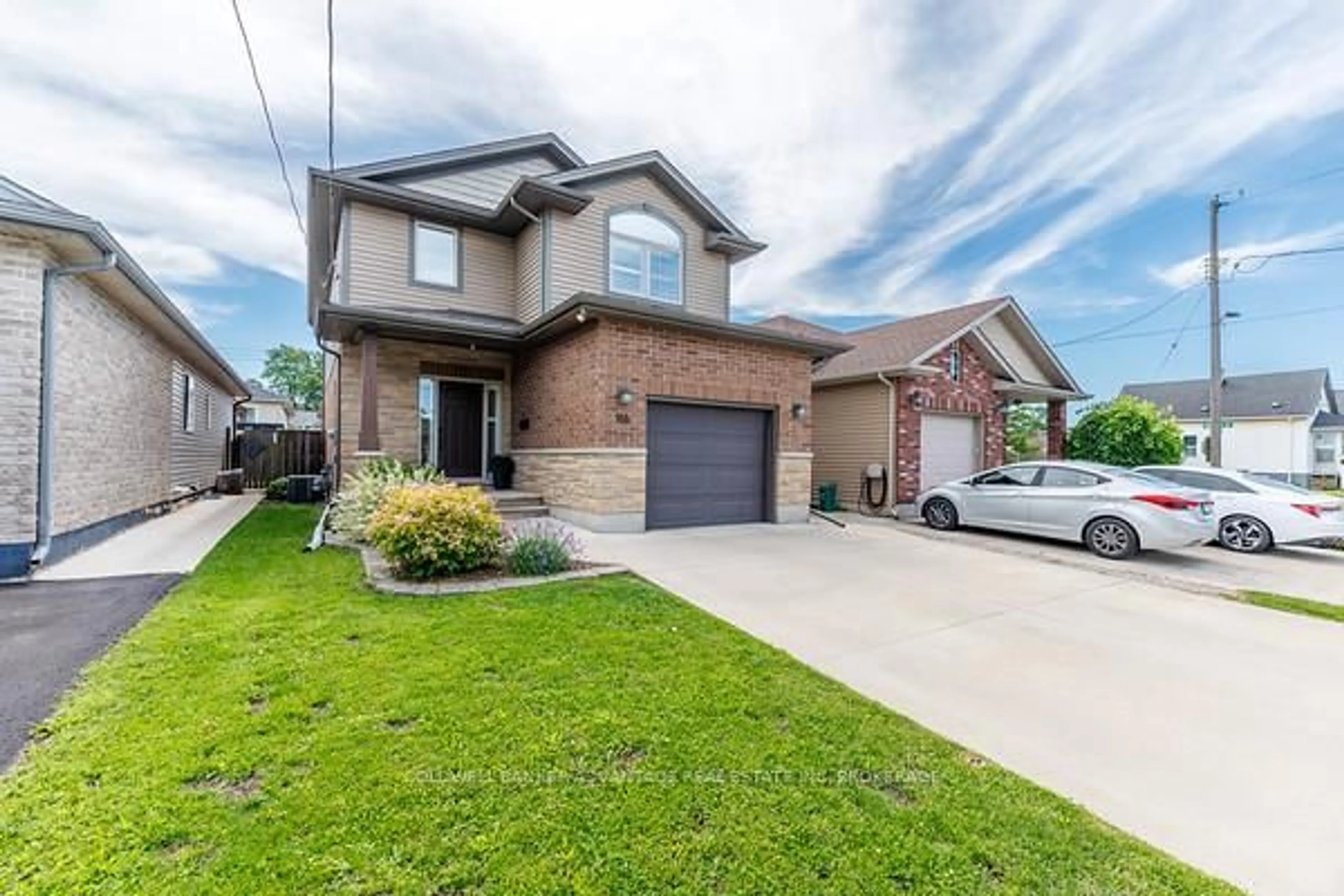 Home with brick exterior material, street for 166 Wallace Ave, Welland Ontario L3B 1R5