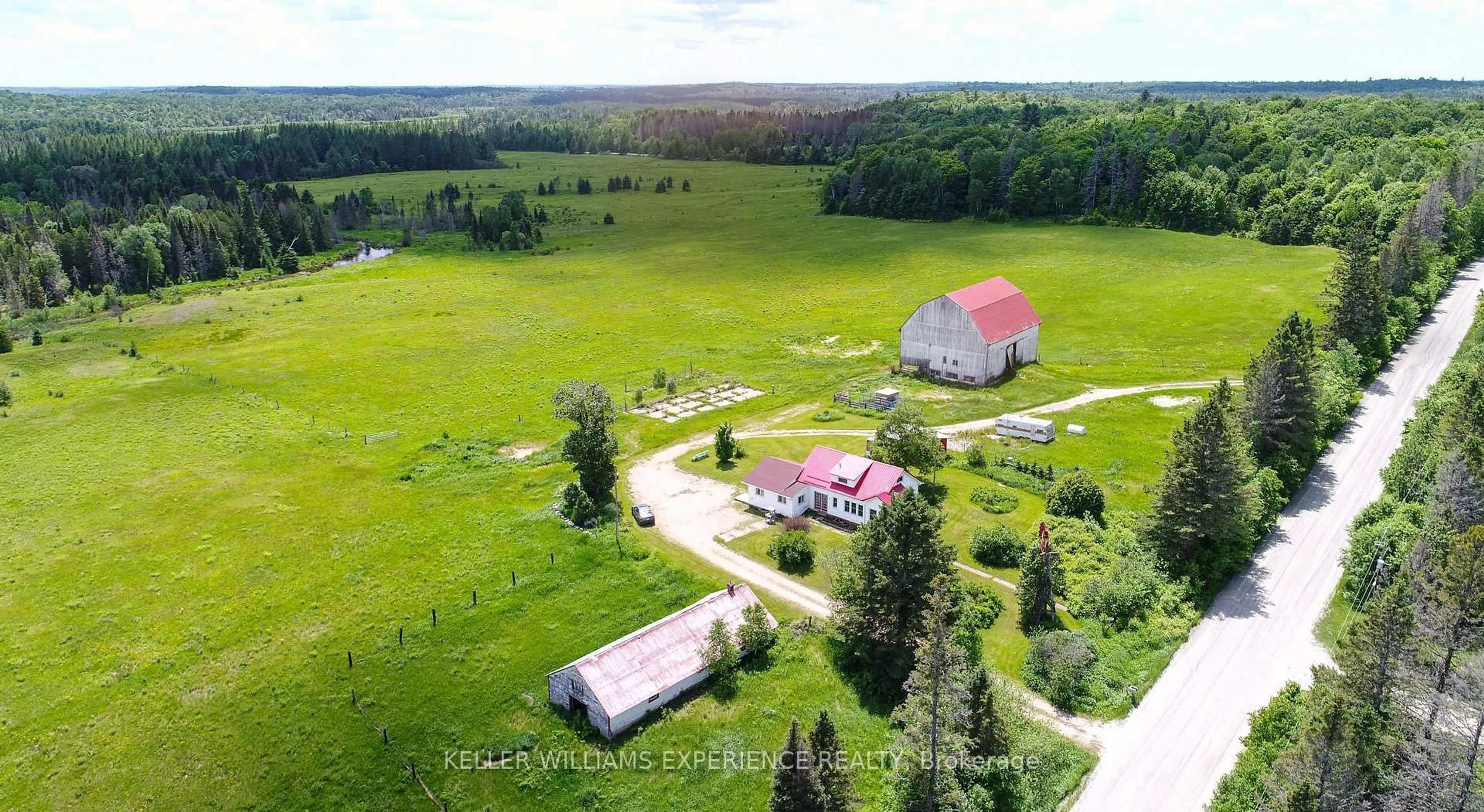 A pic from outside/outdoor area/front of a property/back of a property/a pic from drone, building for 3505 Boundary Rd, Parry Sound Remote Area Ontario P0A 1X0