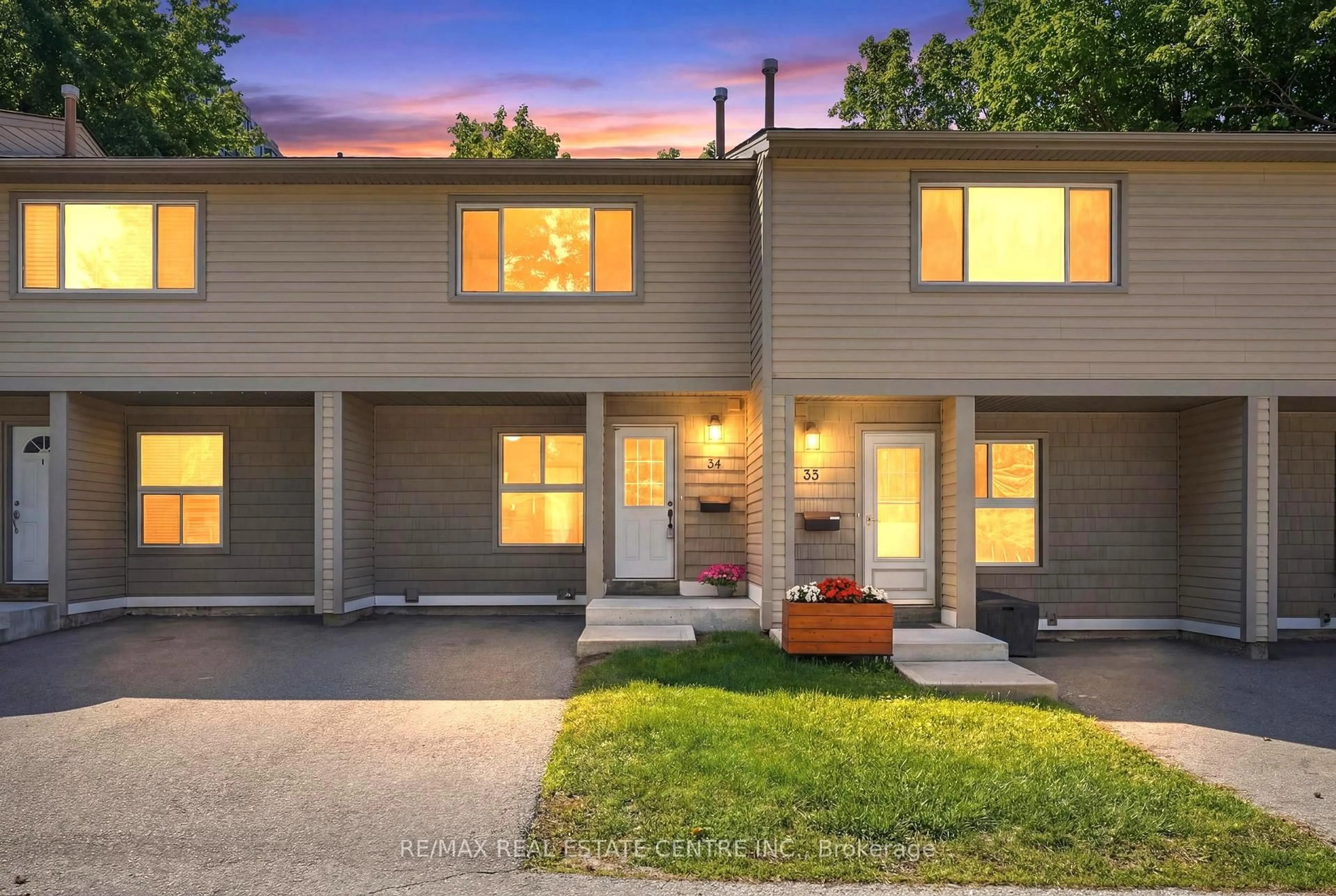 Unknown for 15 Green Valley Dr #34, Kitchener Ontario N2P 1K7