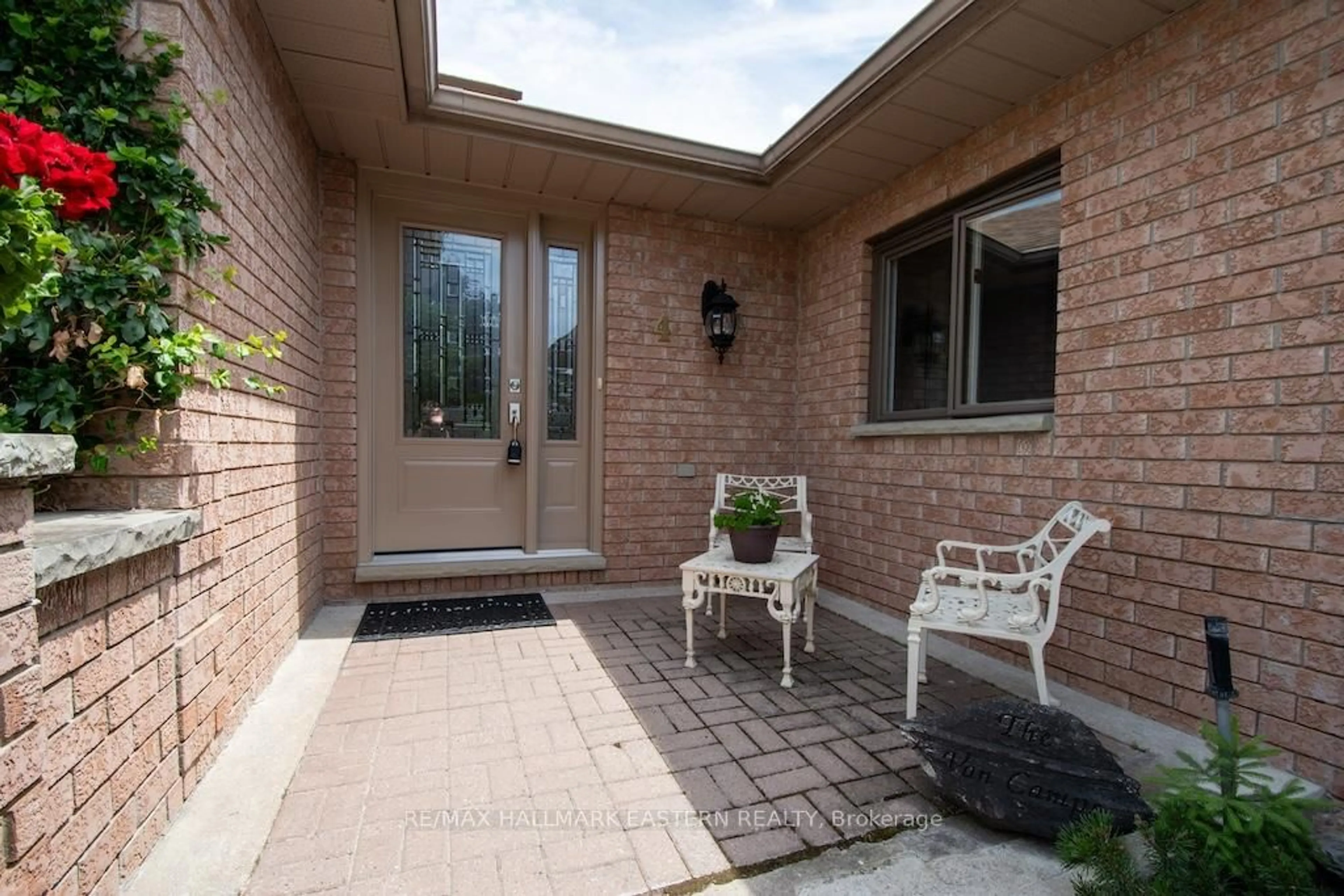 Patio, street for 4 Ports Dr, Kawartha Lakes Ontario K0M 1A0