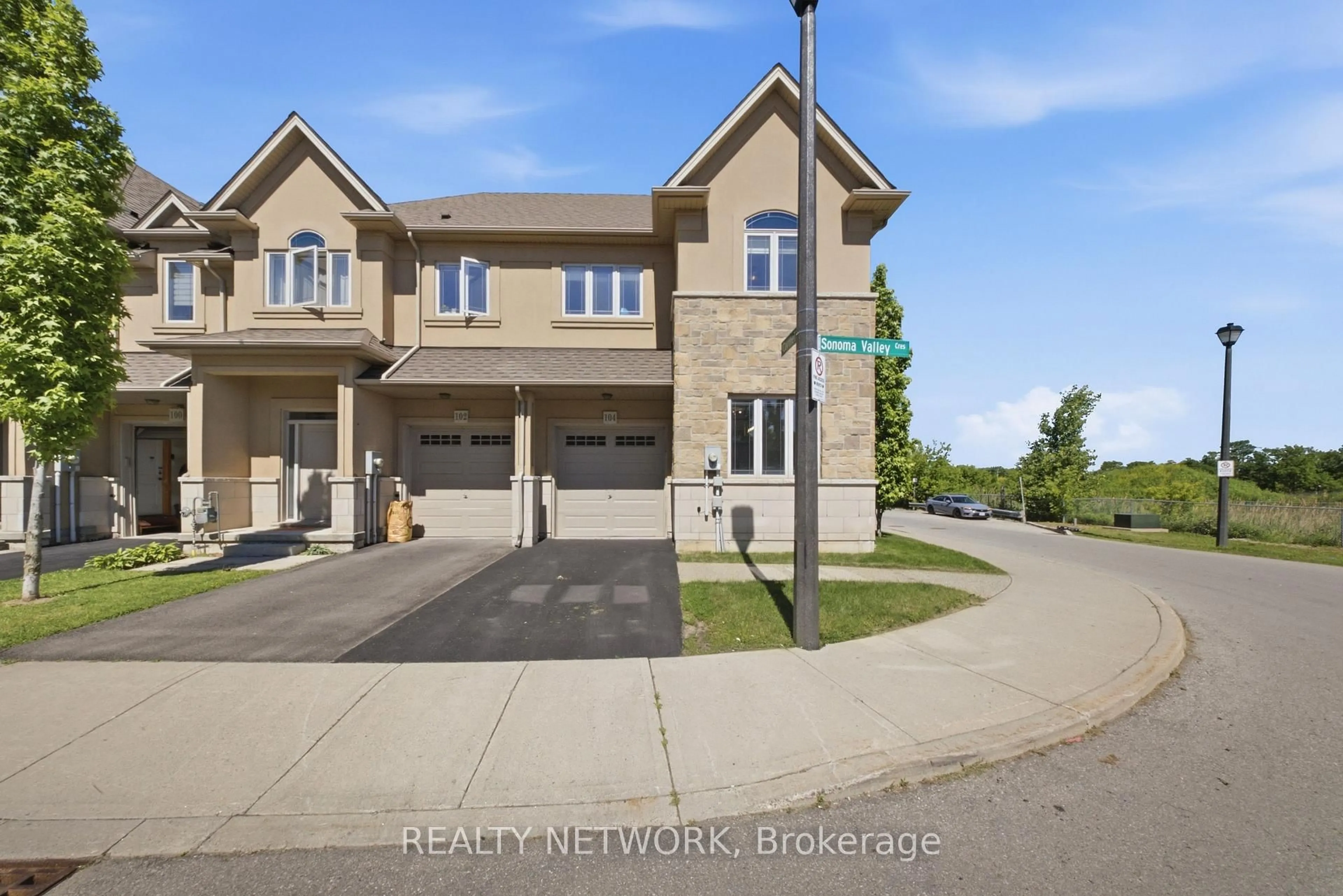 Unknown for 104 Sonoma Valley Cres, Hamilton Ontario L9B 0J3