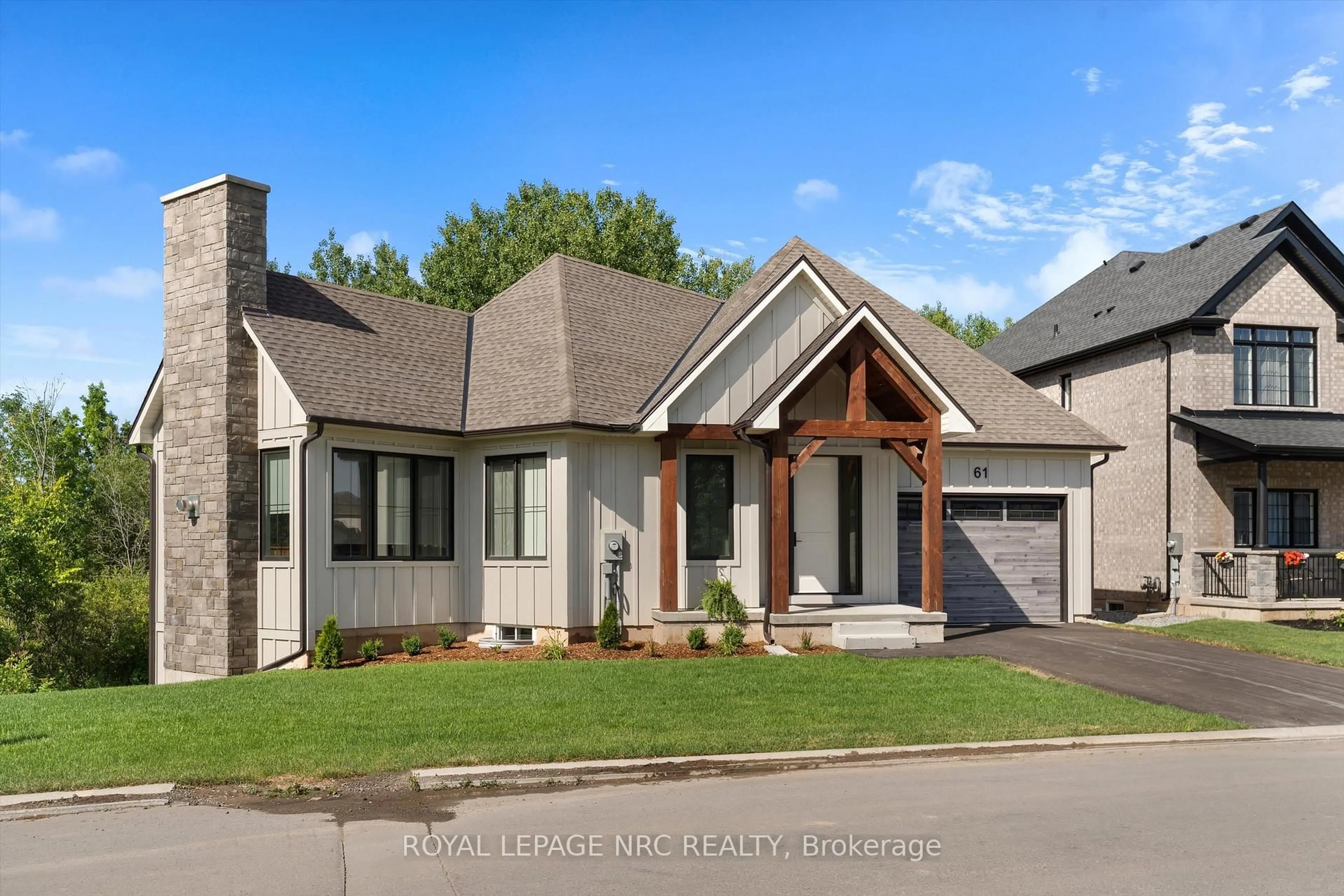 Home with brick exterior material, street for 61 Westcott Rd, Welland Ontario L3C 0K9