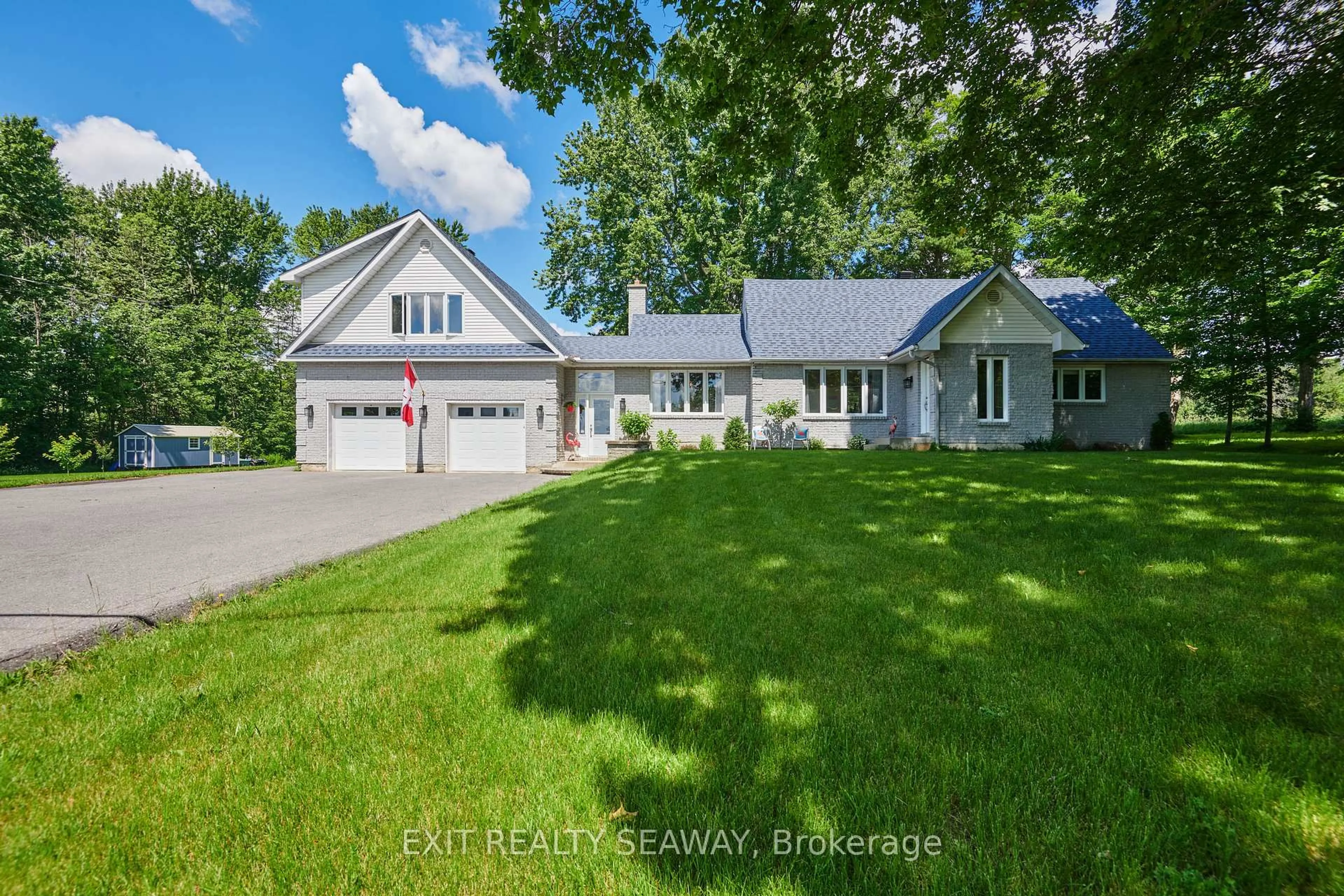 A pic from outside/outdoor area/front of a property/back of a property/a pic from drone, unknown for 20199 County Rd 2 Rd, South Glengarry Ontario K0C 2E0