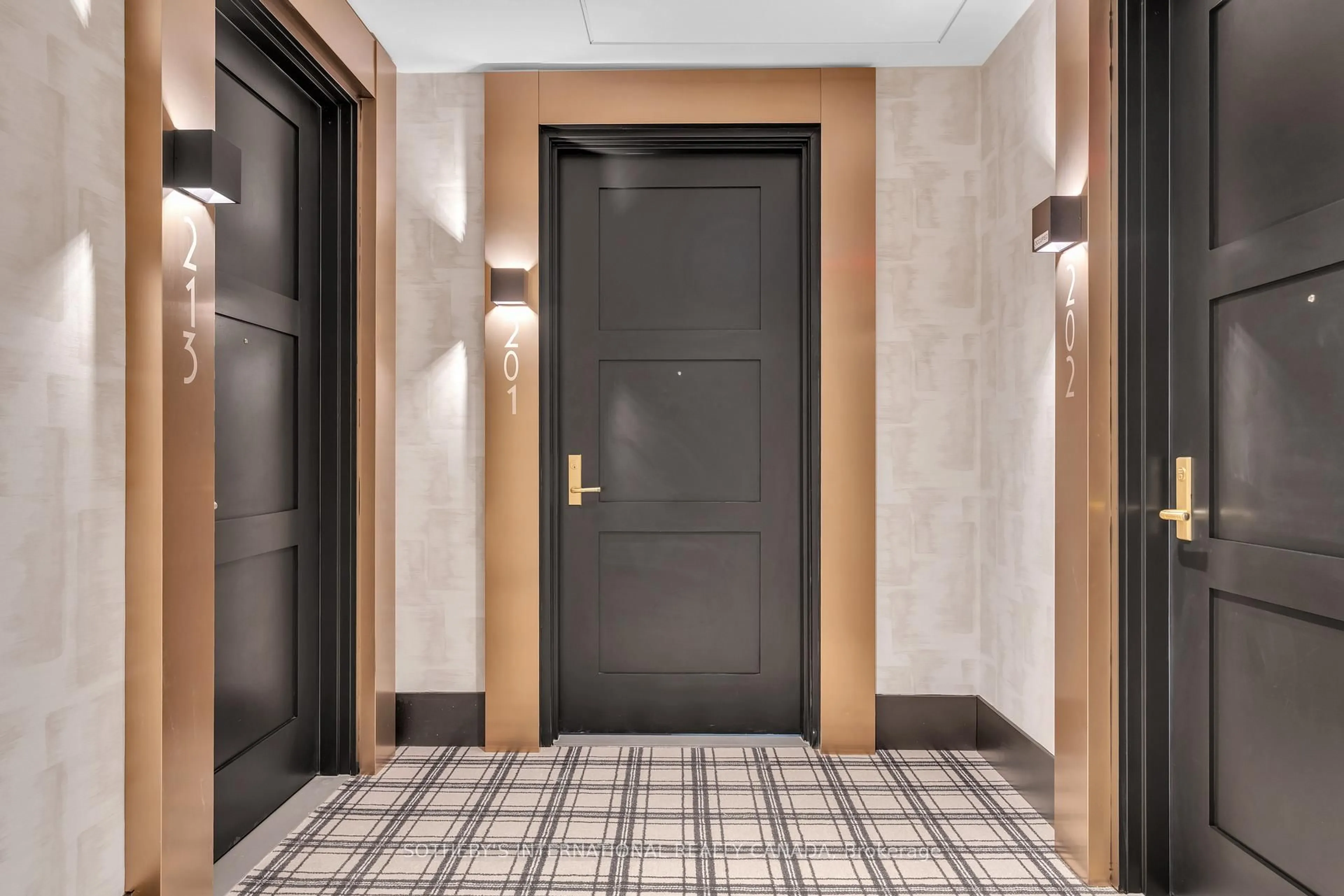 Indoor foyer for 6523 Wellington Rd 7 #201, Centre Wellington Ontario N0B 1S0