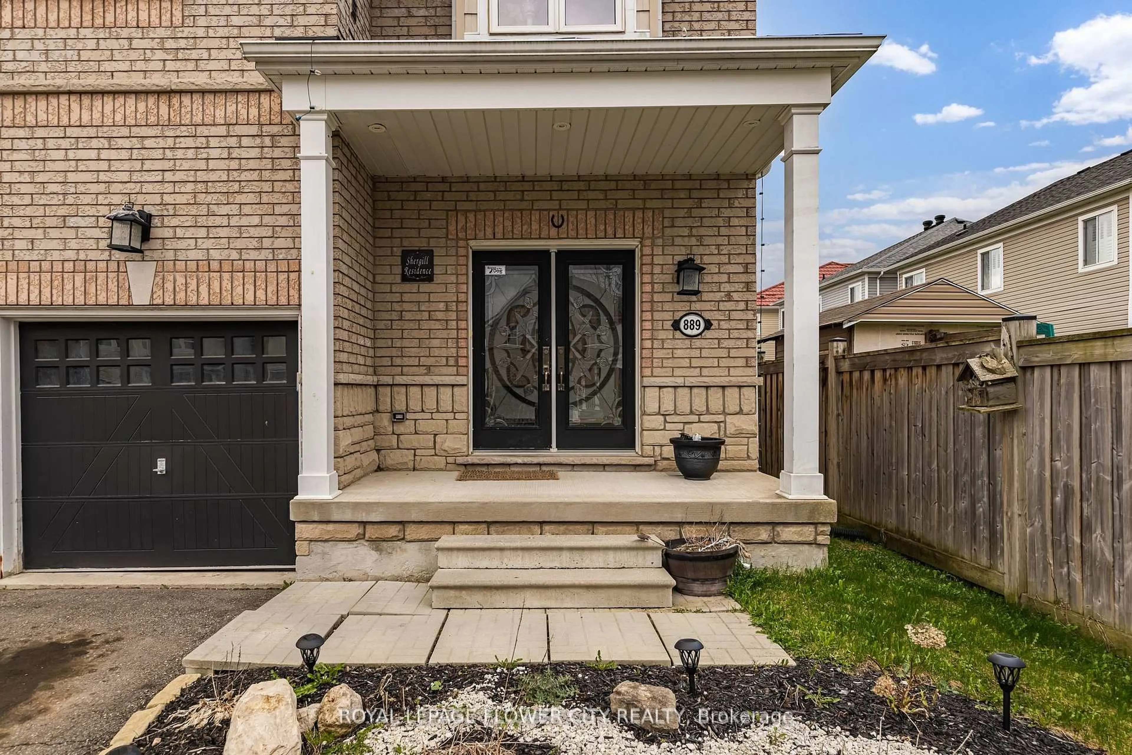 Home with brick exterior material, street for 889 O' Reilly Cres, Shelburne Ontario L0N 1S2