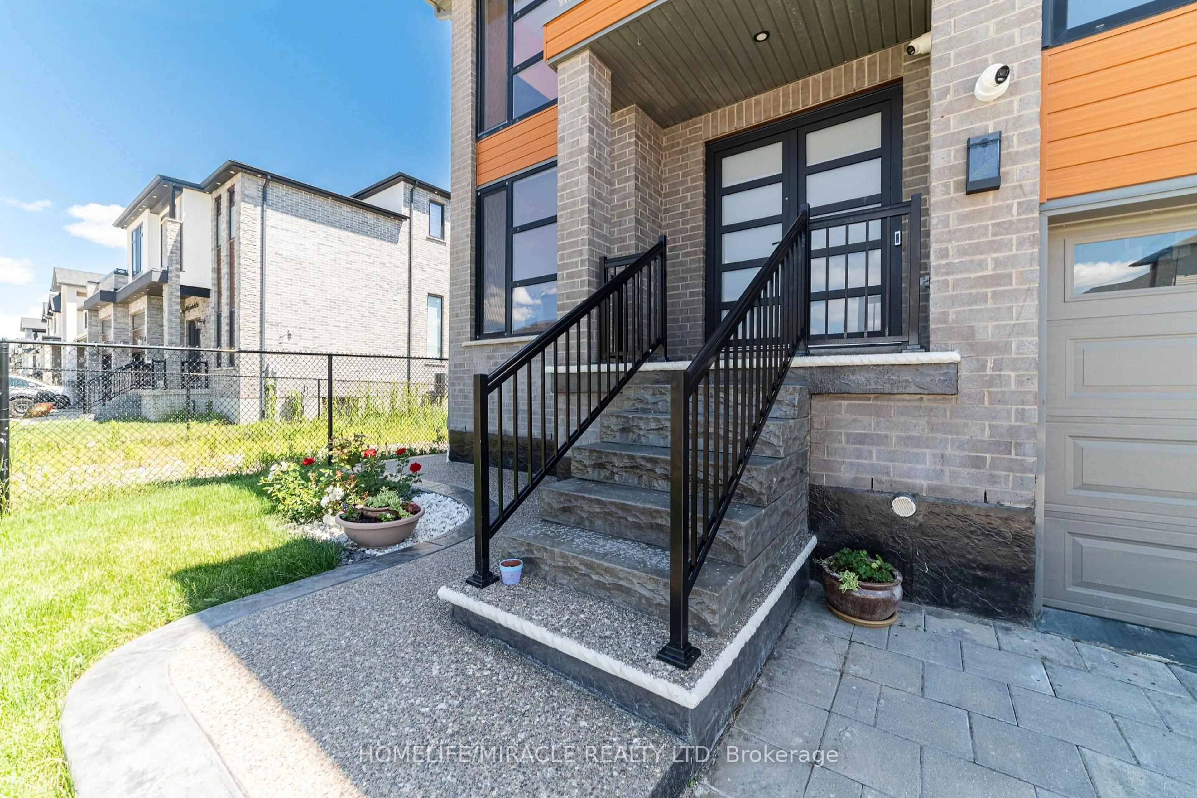 Unknown for 42 Grandville Circ, Brant Ontario N3L 0J3