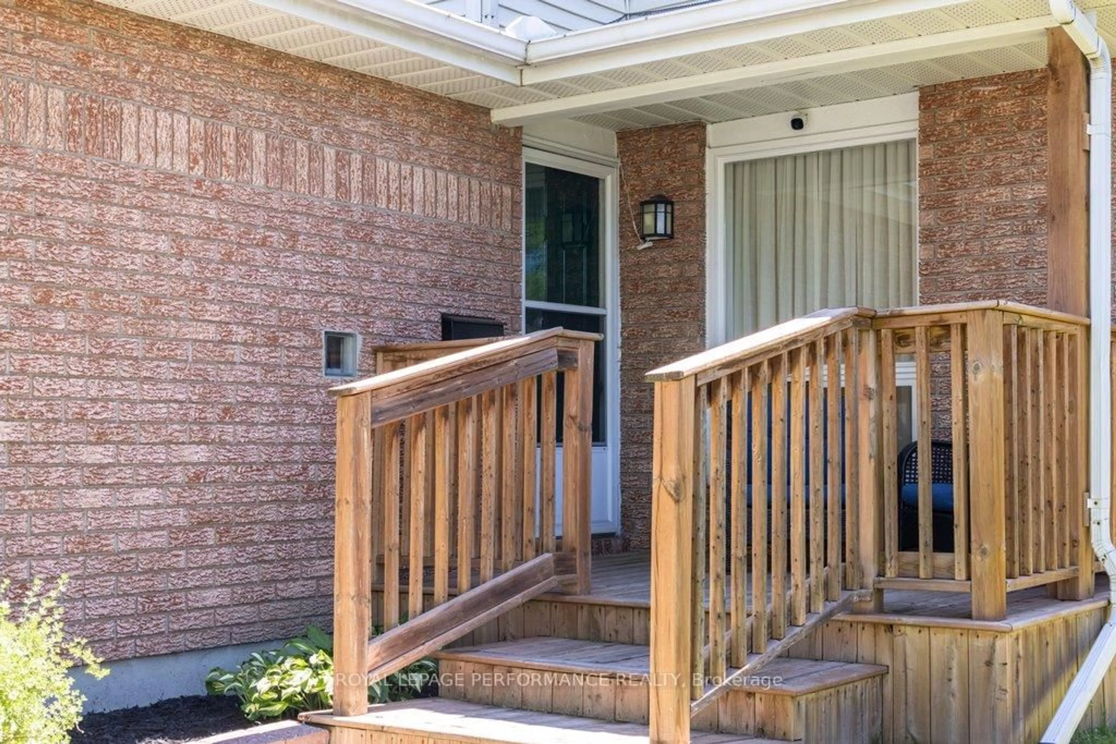 Unknown for 38 Burlington Cres, Ottawa Ontario K1T 3K6