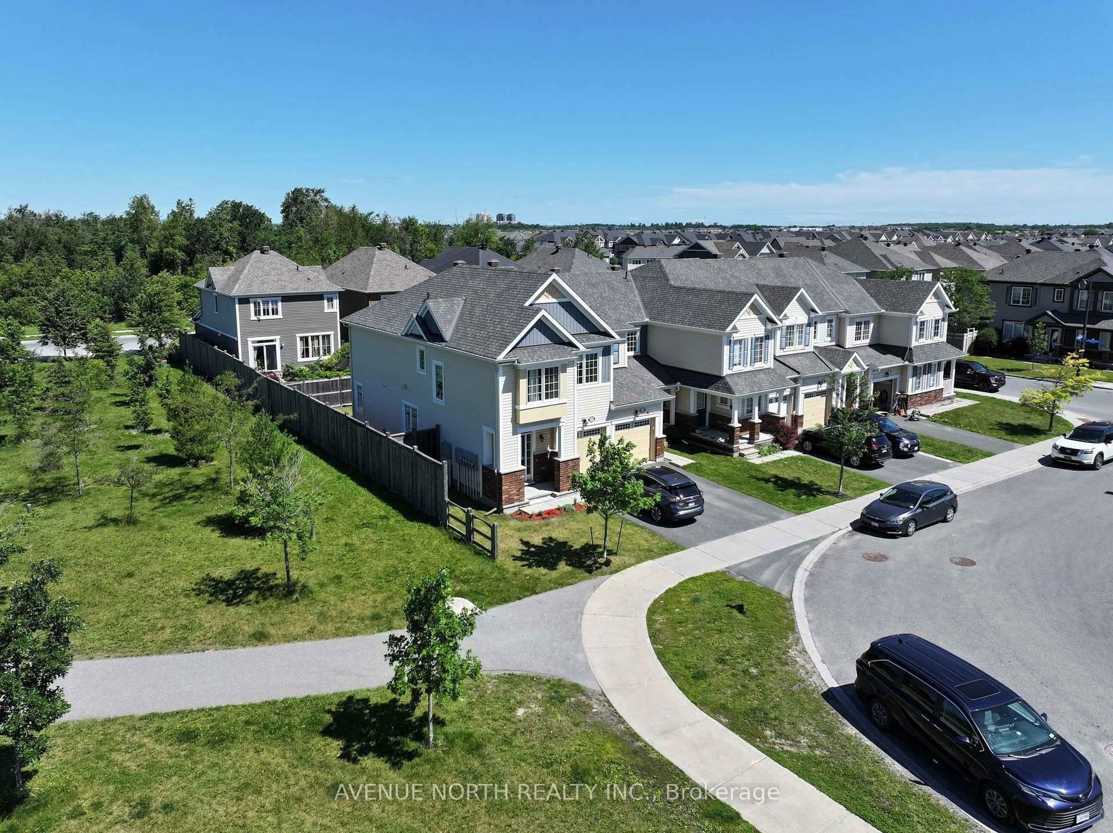 A pic from outside/outdoor area/front of a property/back of a property/a pic from drone, unknown for 558 Ensatina Cres, Ottawa Ontario K2J 6H4