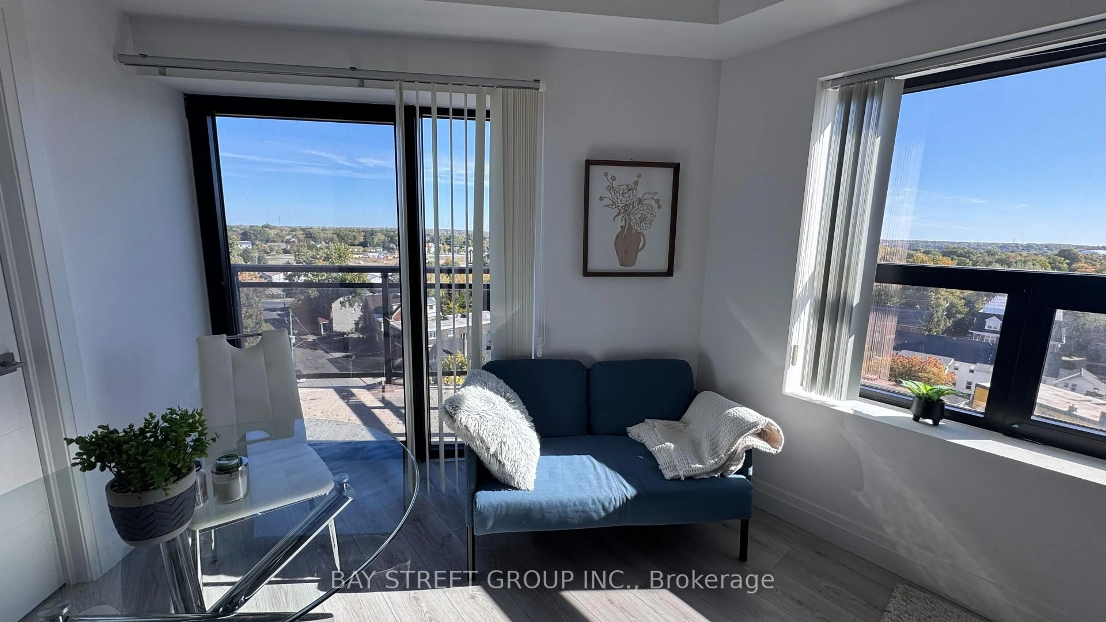 A pic of a room for 652 Princess St #813, Kingston Ontario K7L 1E5