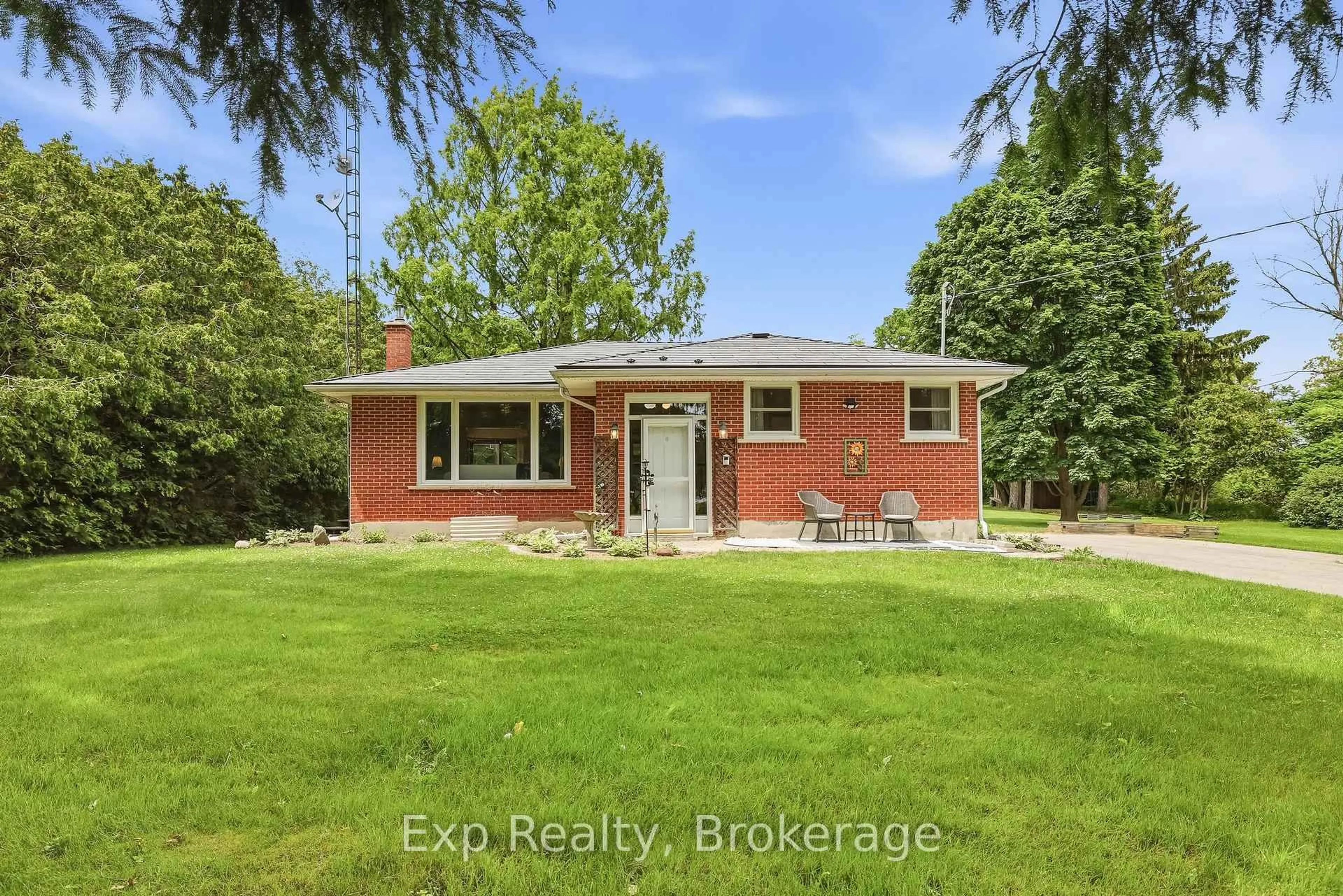 Home with brick exterior material, water/lake/river/ocean view for 9798 County Rd 2, Hamilton Township Ontario K9A 4J8