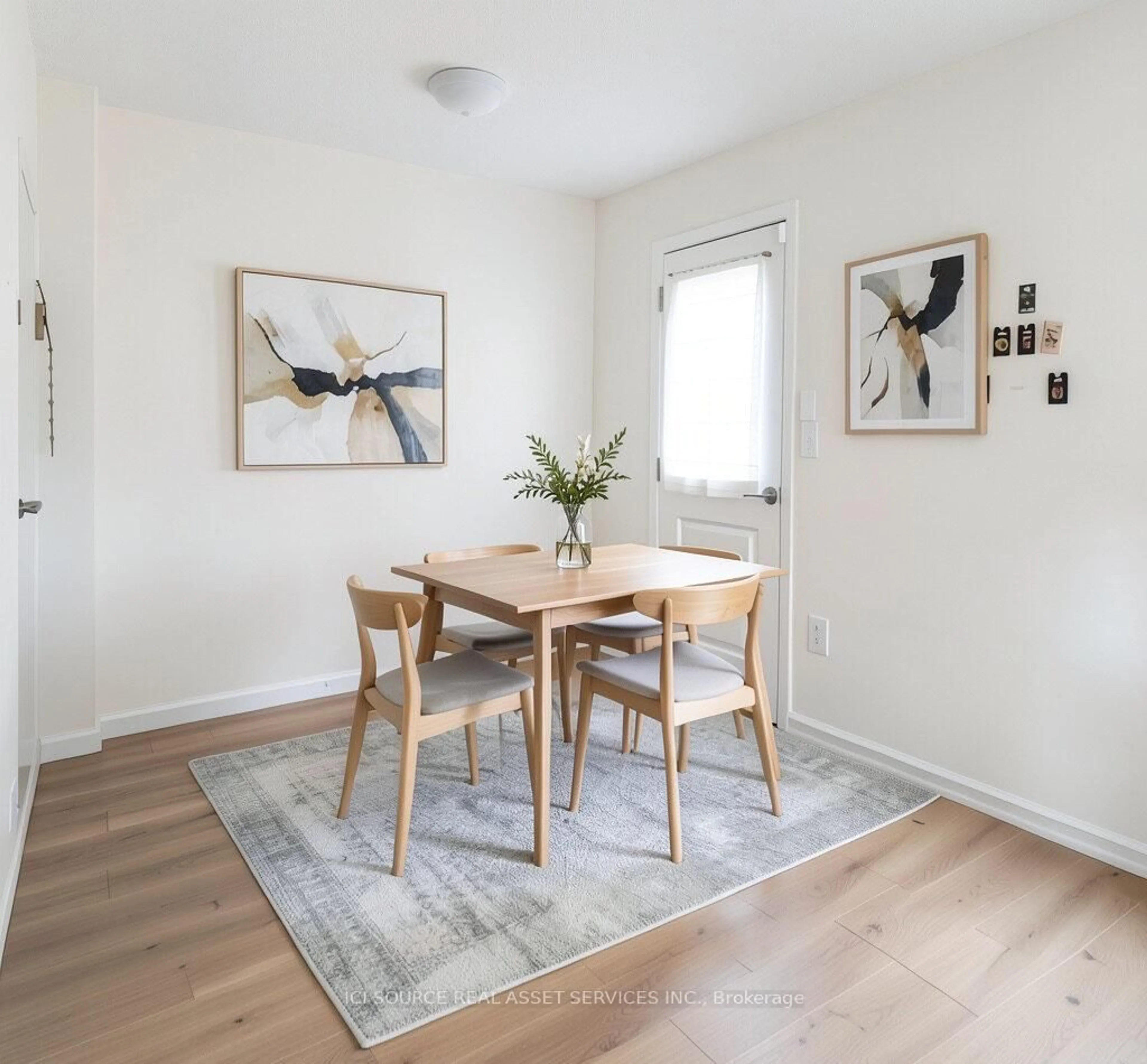 Dining room, wood/laminate floor for 12C Sonnet Cres, Ottawa Ontario K2H 8W7