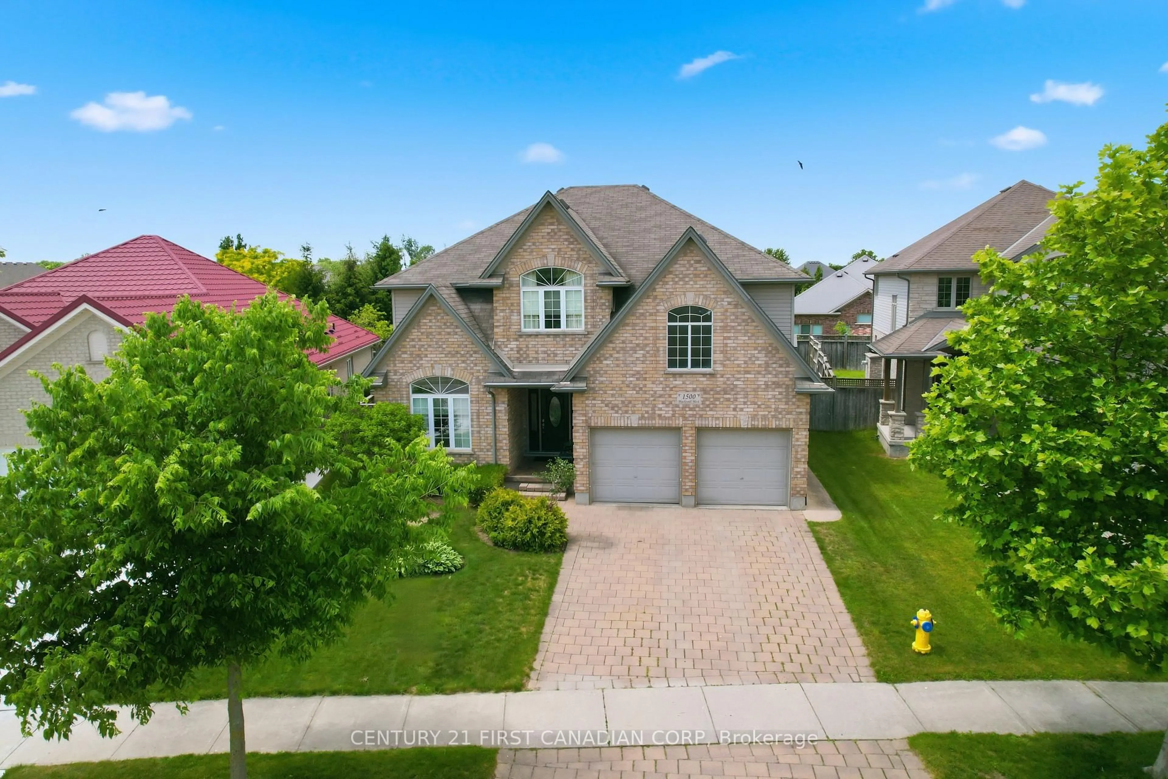 A pic from outside/outdoor area/front of a property/back of a property/a pic from drone, street for 1500 Blackwell Blvd, London North Ontario N5X 0E5