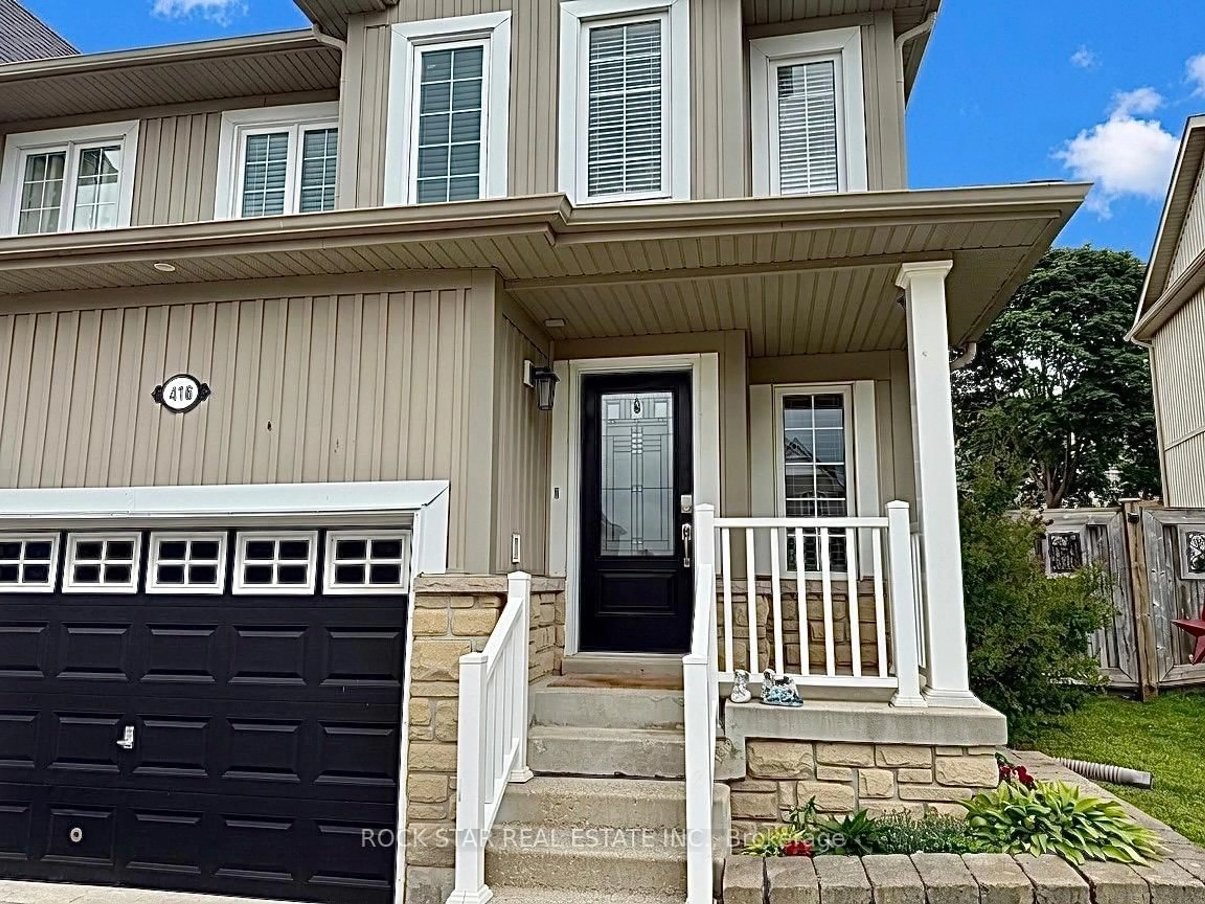 Home with vinyl exterior material, street for 416 Orvis Cres, Shelburne Ontario L9V 3E6