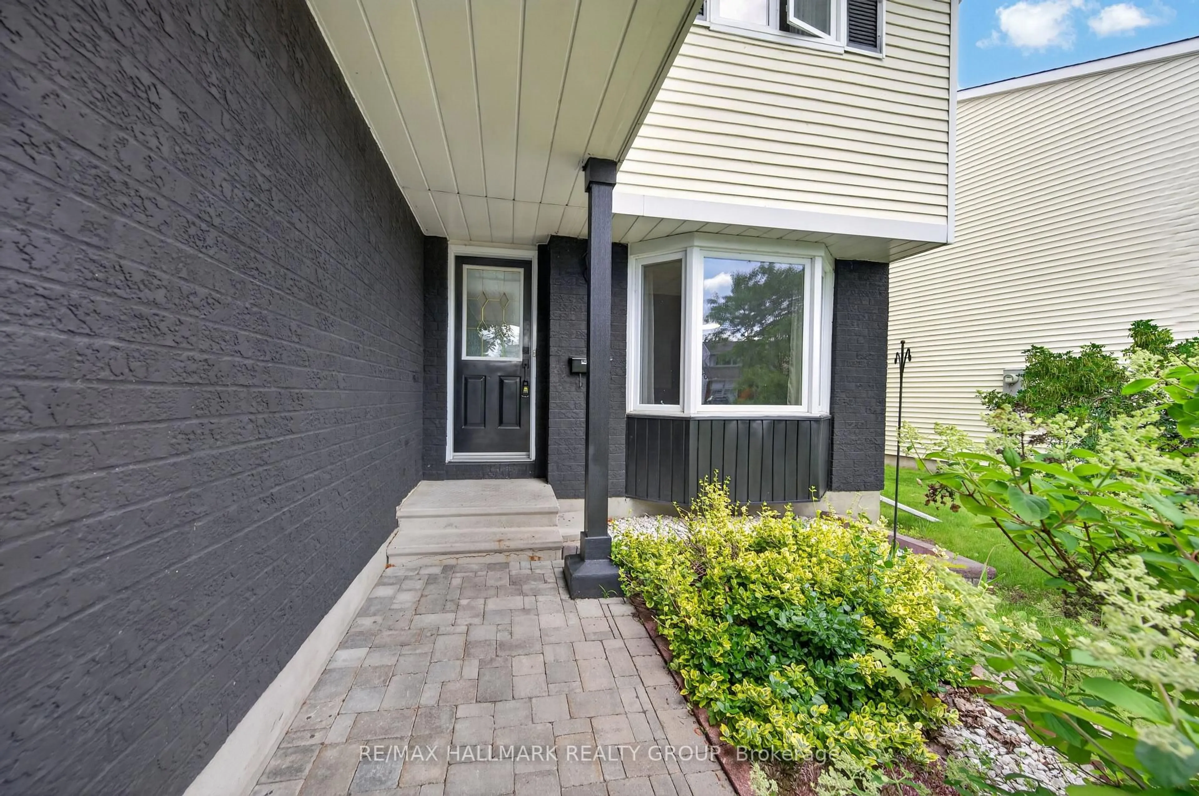 Unknown for 6417 St Louis Dr, Ottawa Ontario K1C 2X9