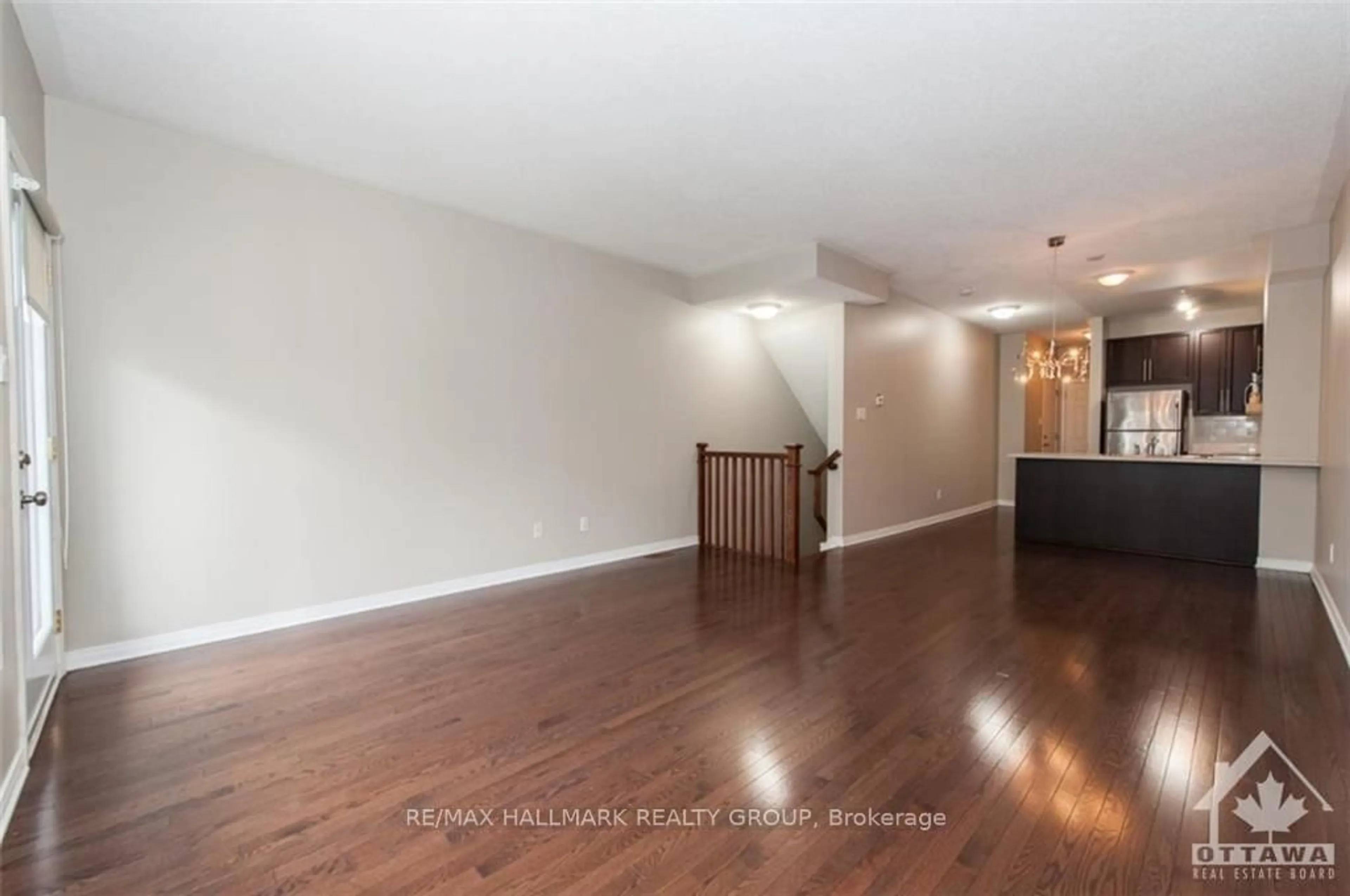 A pic of a room for 49 Jardin Private #337, Ottawa Ontario K1K 2V8