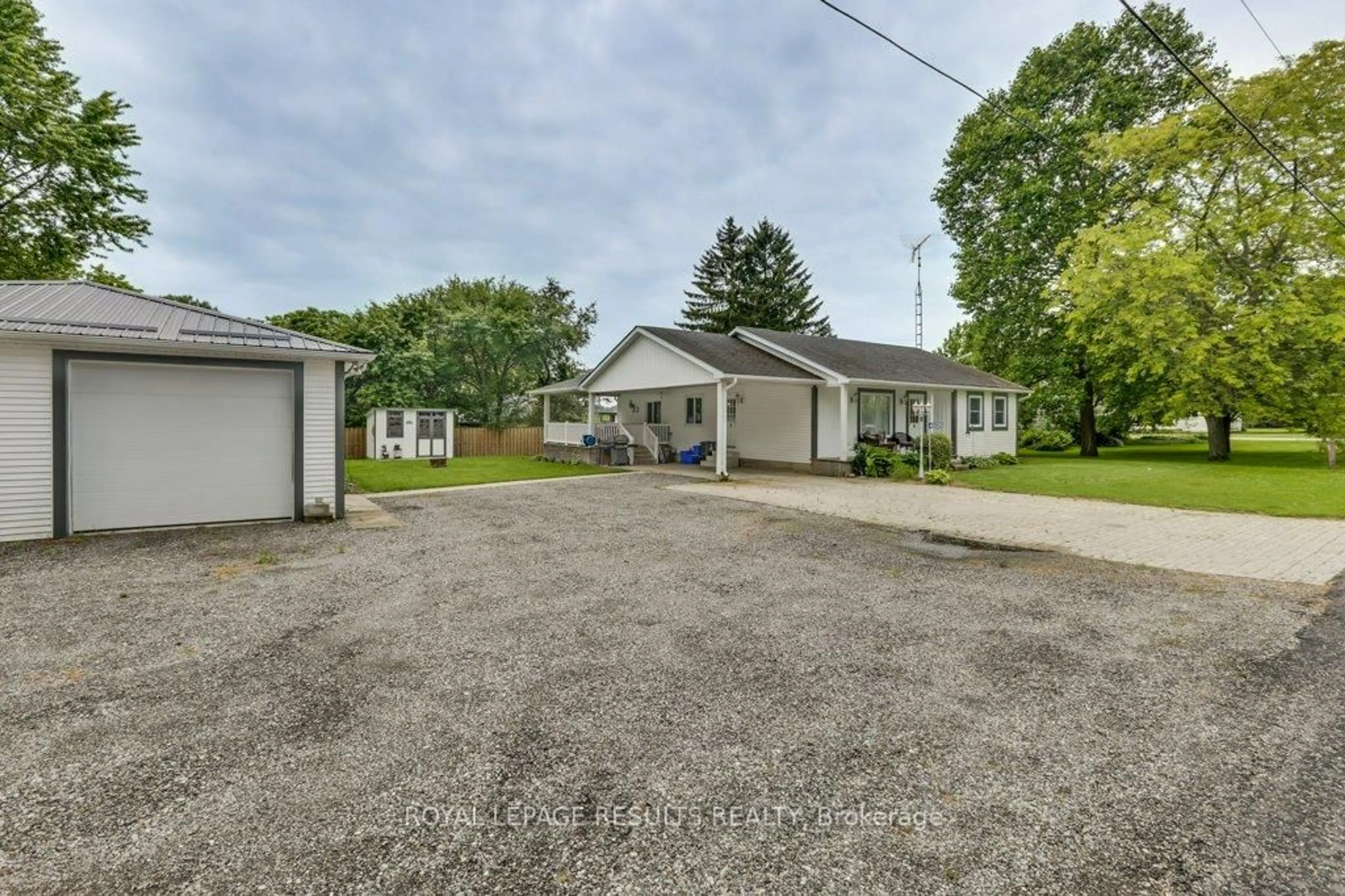 A pic from outside/outdoor area/front of a property/back of a property/a pic from drone, street for 46325 Methodist St, Central Elgin Ontario N5P 3S8