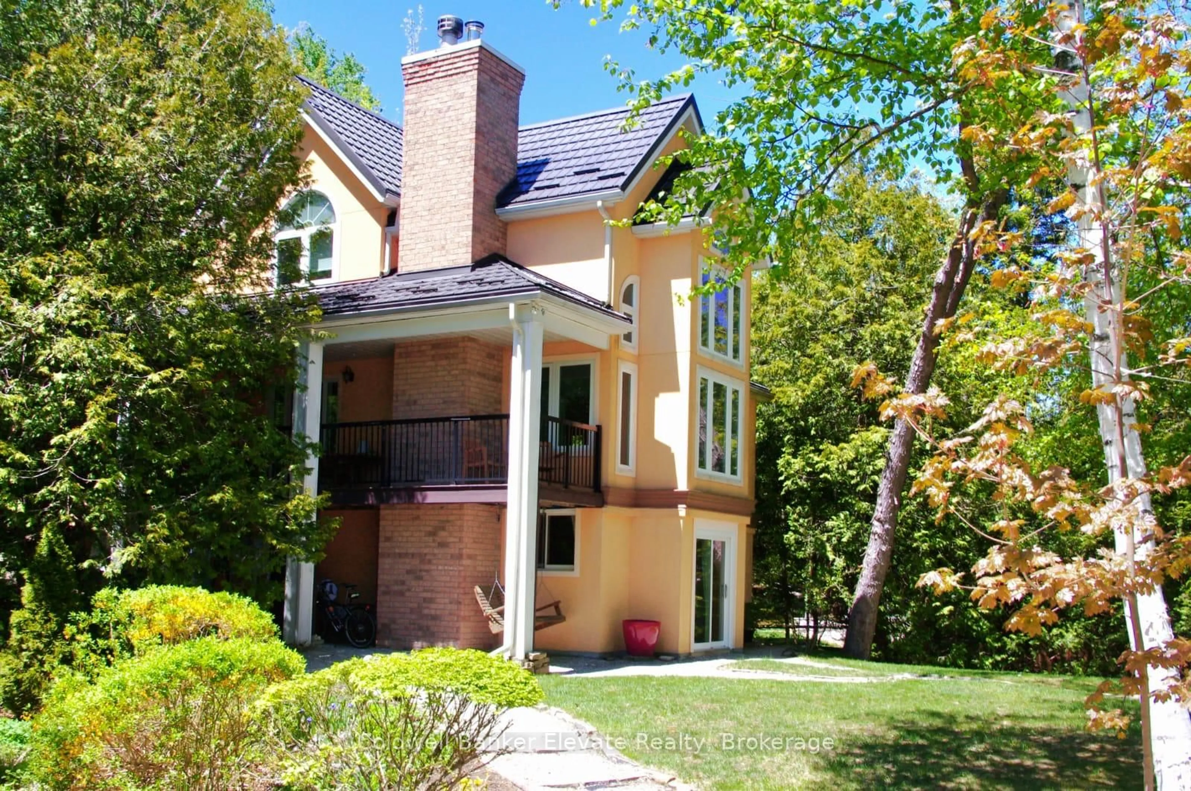Home with brick exterior material, building for 504553 Grey 1 Rd, Georgian Bluffs Ontario N0H 2T0