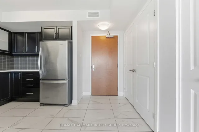 195 Besserer St #1402, Ottawa 5