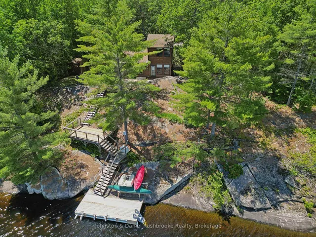 1277 & 1279 Woodland Dr, Gravenhurst 4
