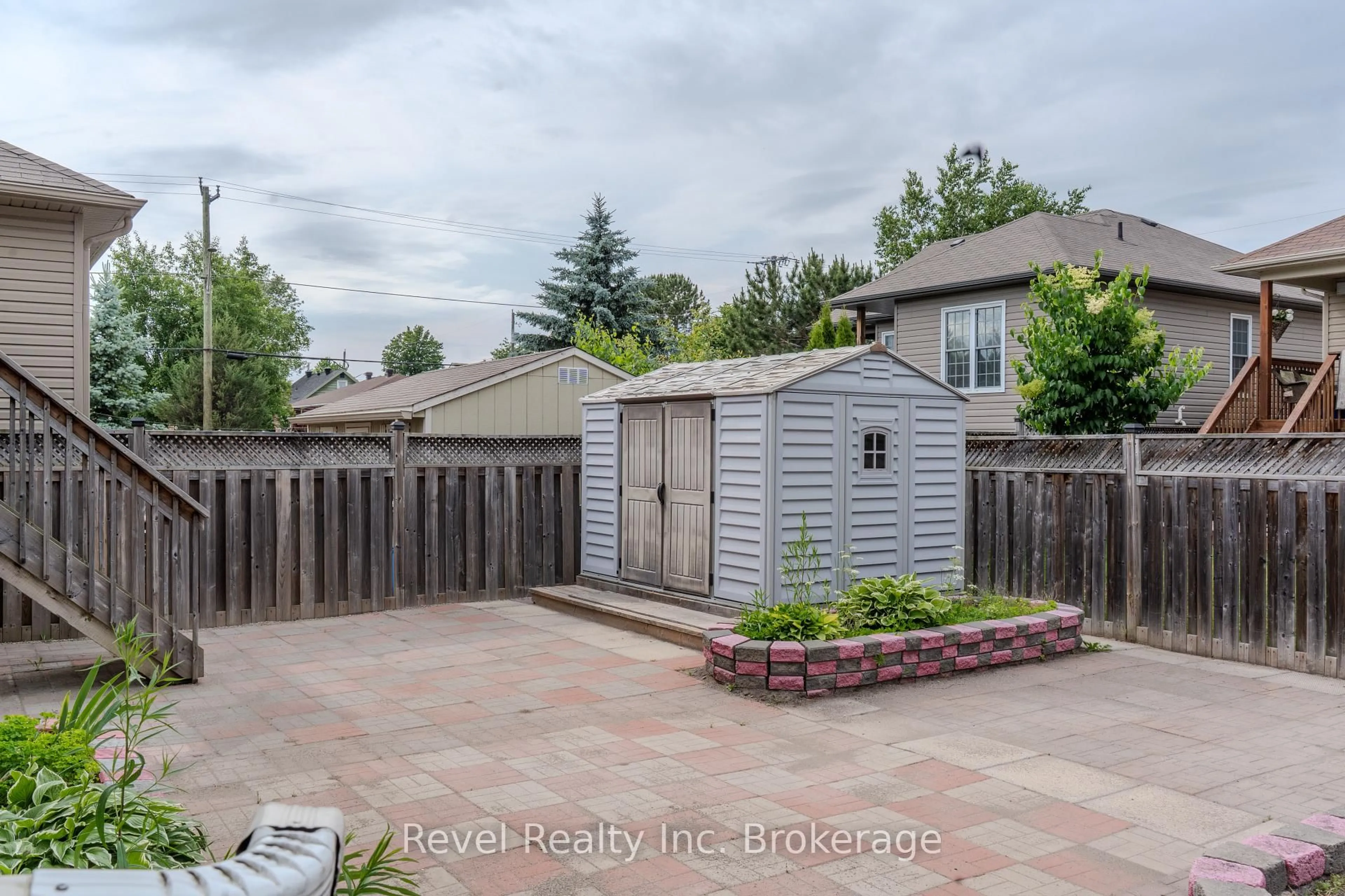 Unknown for 156 Greenwood Ave, North Bay Ontario P1B 5E9