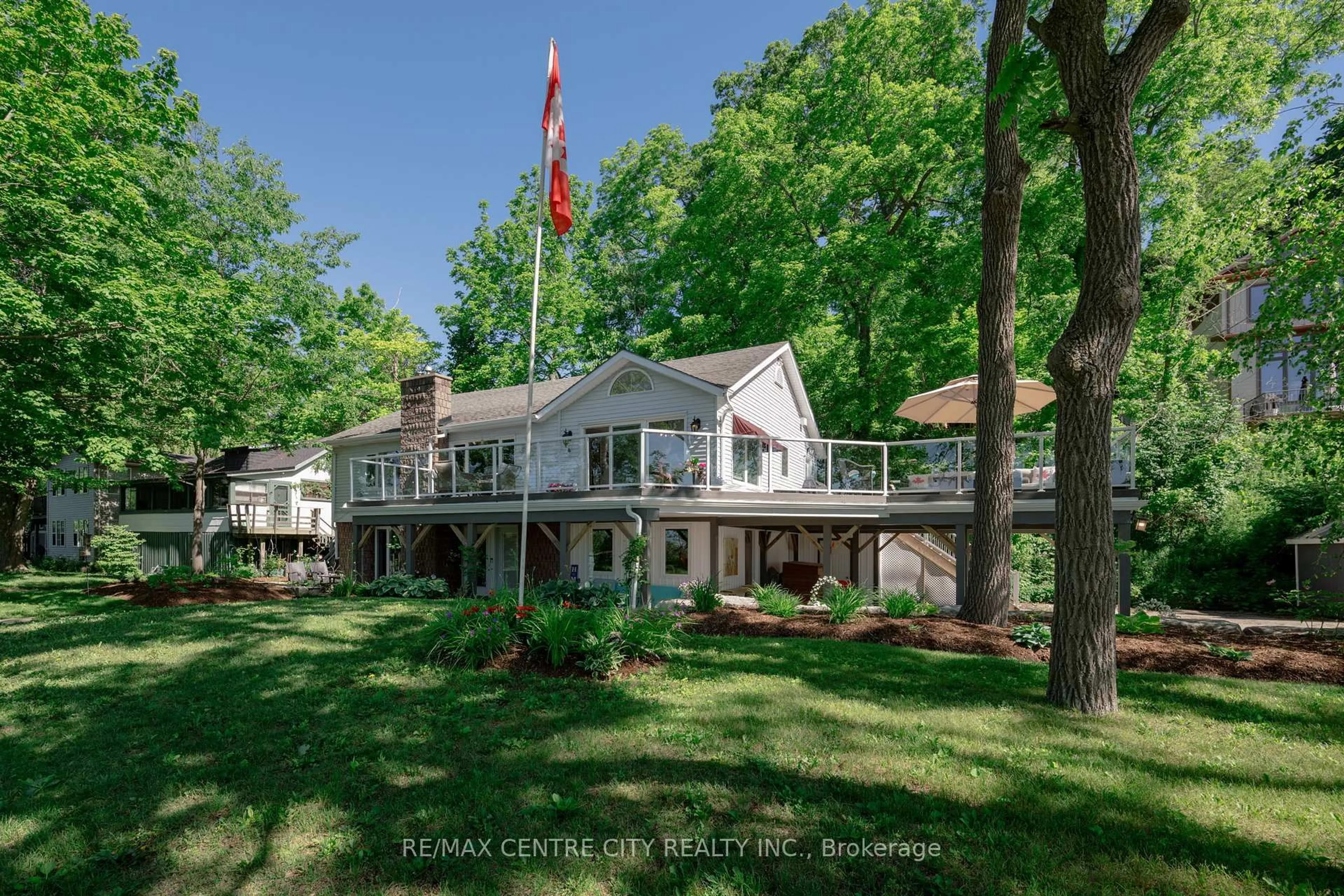 A pic from outside/outdoor area/front of a property/back of a property/a pic from drone, water/lake/river/ocean view for 547 Edith Cavell Blvd, Central Elgin Ontario N5L 1G8