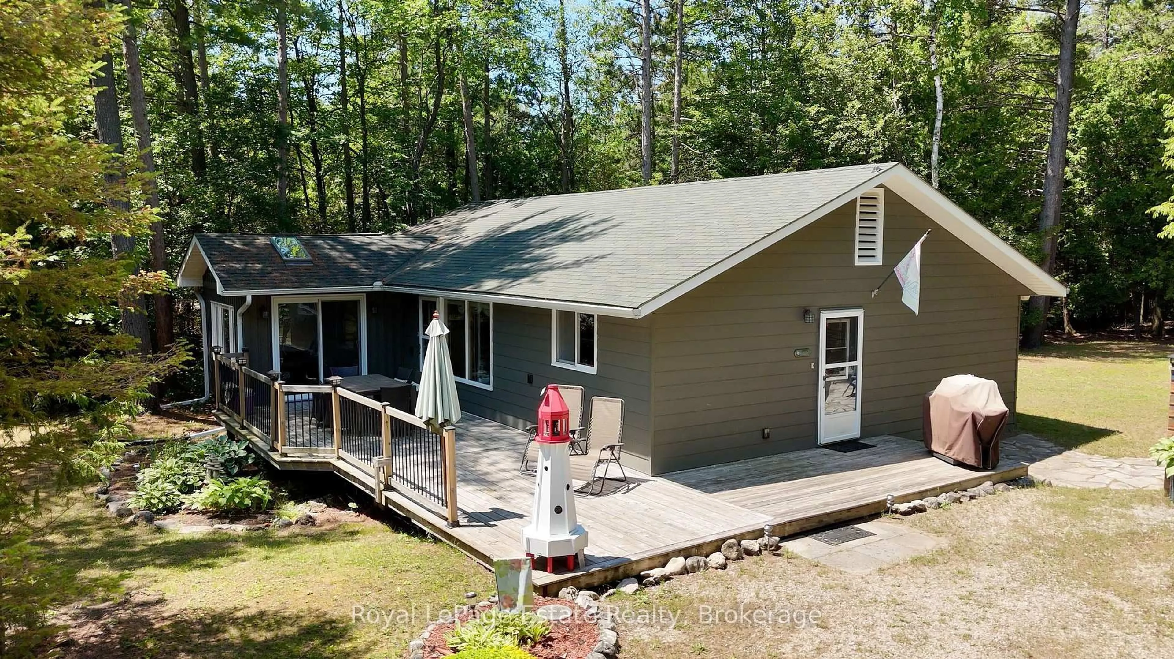 A pic from outside/outdoor area/front of a property/back of a property/a pic from drone, unknown for 234 Ogimah Rd, Native Leased Lands Ontario N0H 2G0