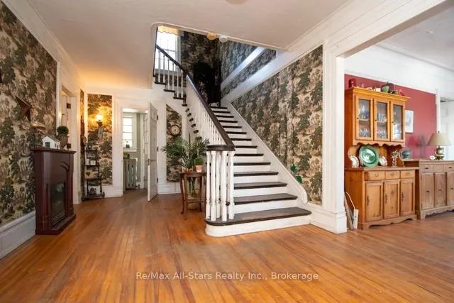 173 Lindsay St, Kawartha Lakes 3