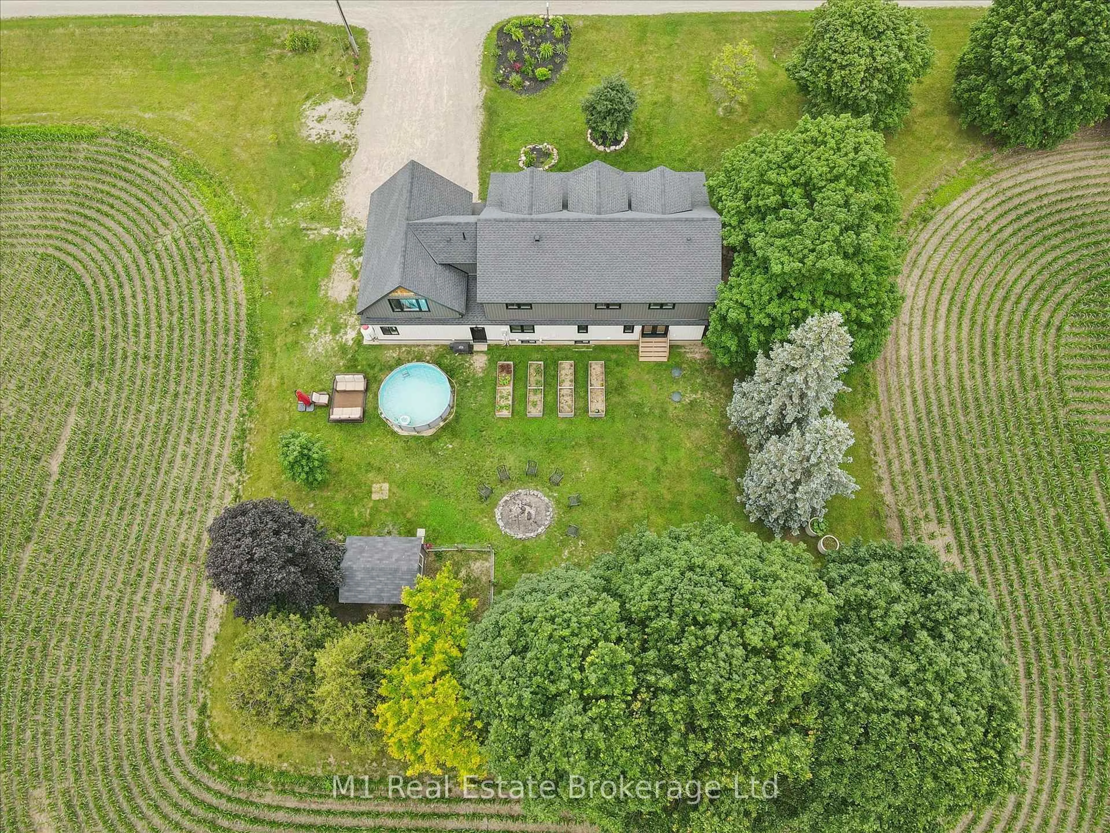A pic from outside/outdoor area/front of a property/back of a property/a pic from drone, water/lake/river/ocean view for 8687 Wellington Rd 22, Guelph/Eramosa Ontario N0B 2K0
