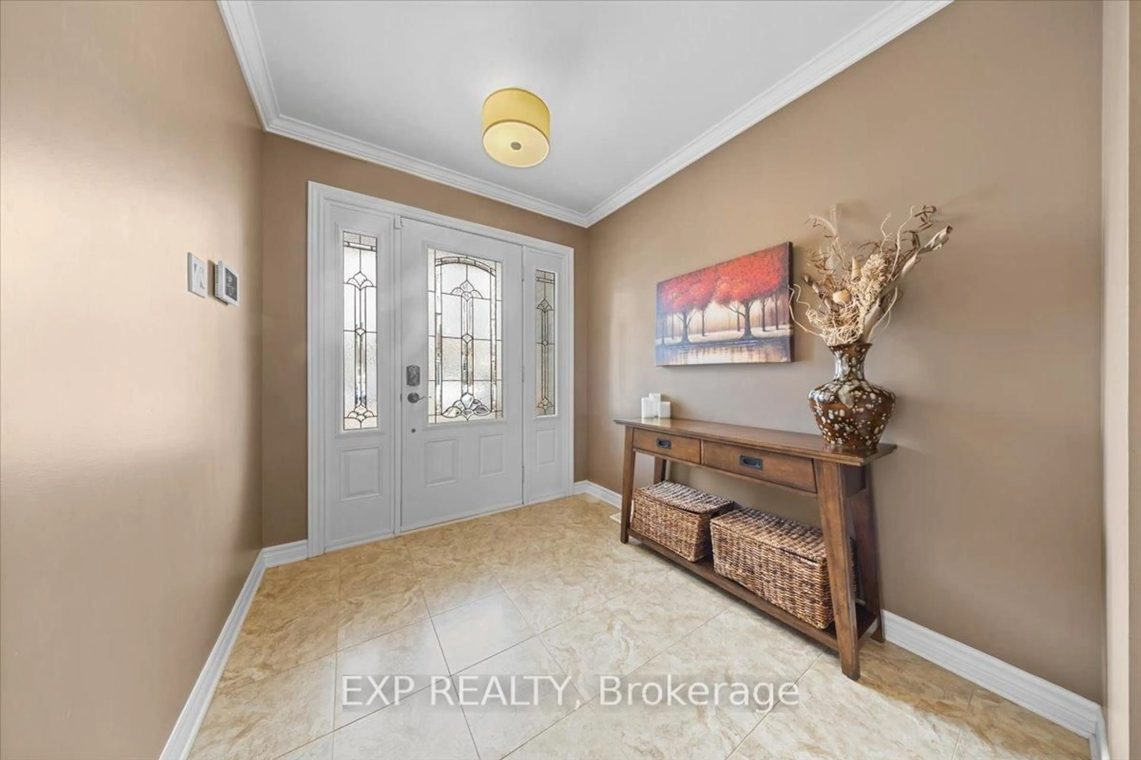 Indoor entryway for 35 Honore Cres, The Nation Ontario K0A 2M0