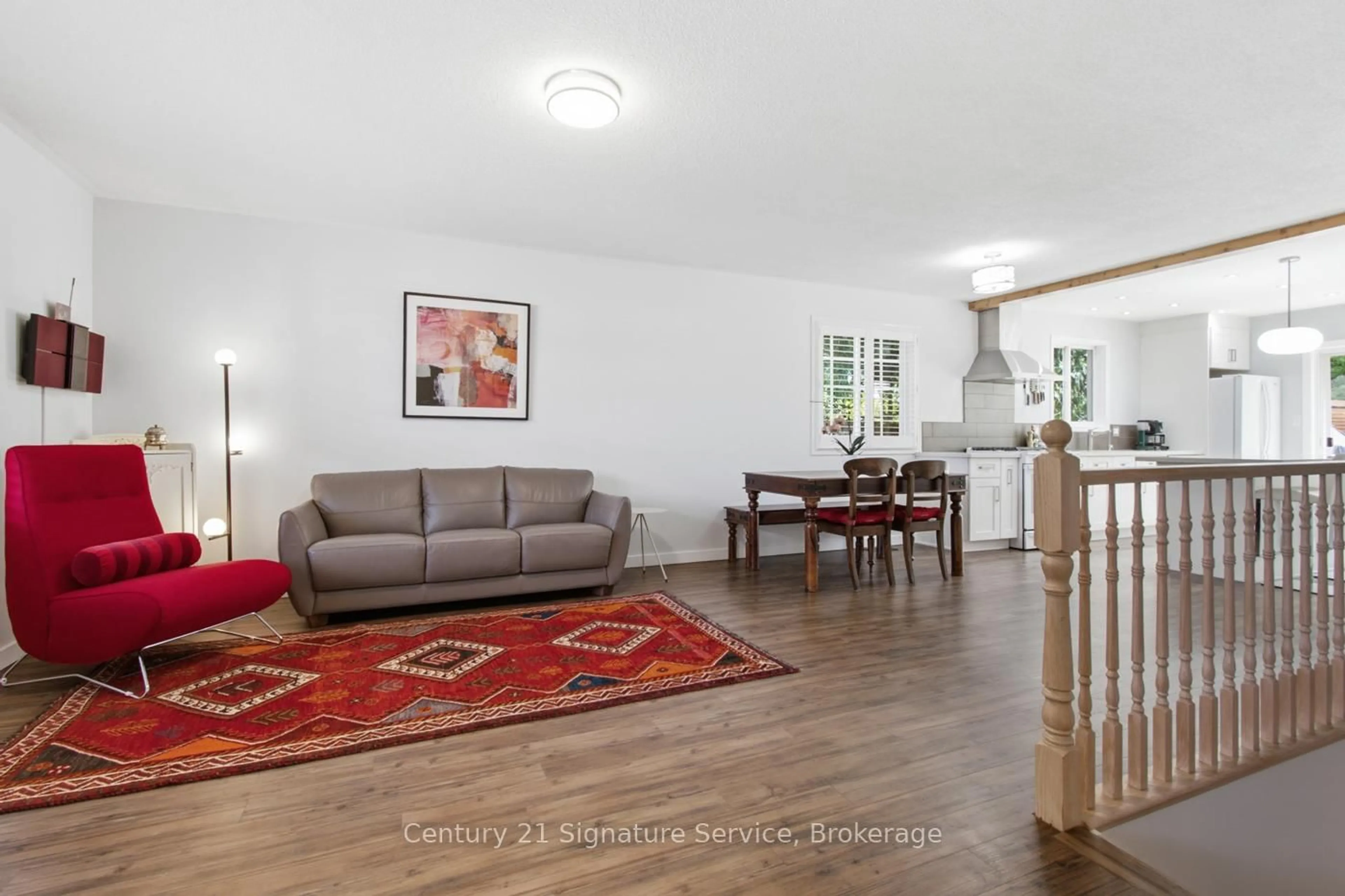Living room with furniture, unknown for 29 Willver Dr, St. Catharines Ontario L2M 7Y1