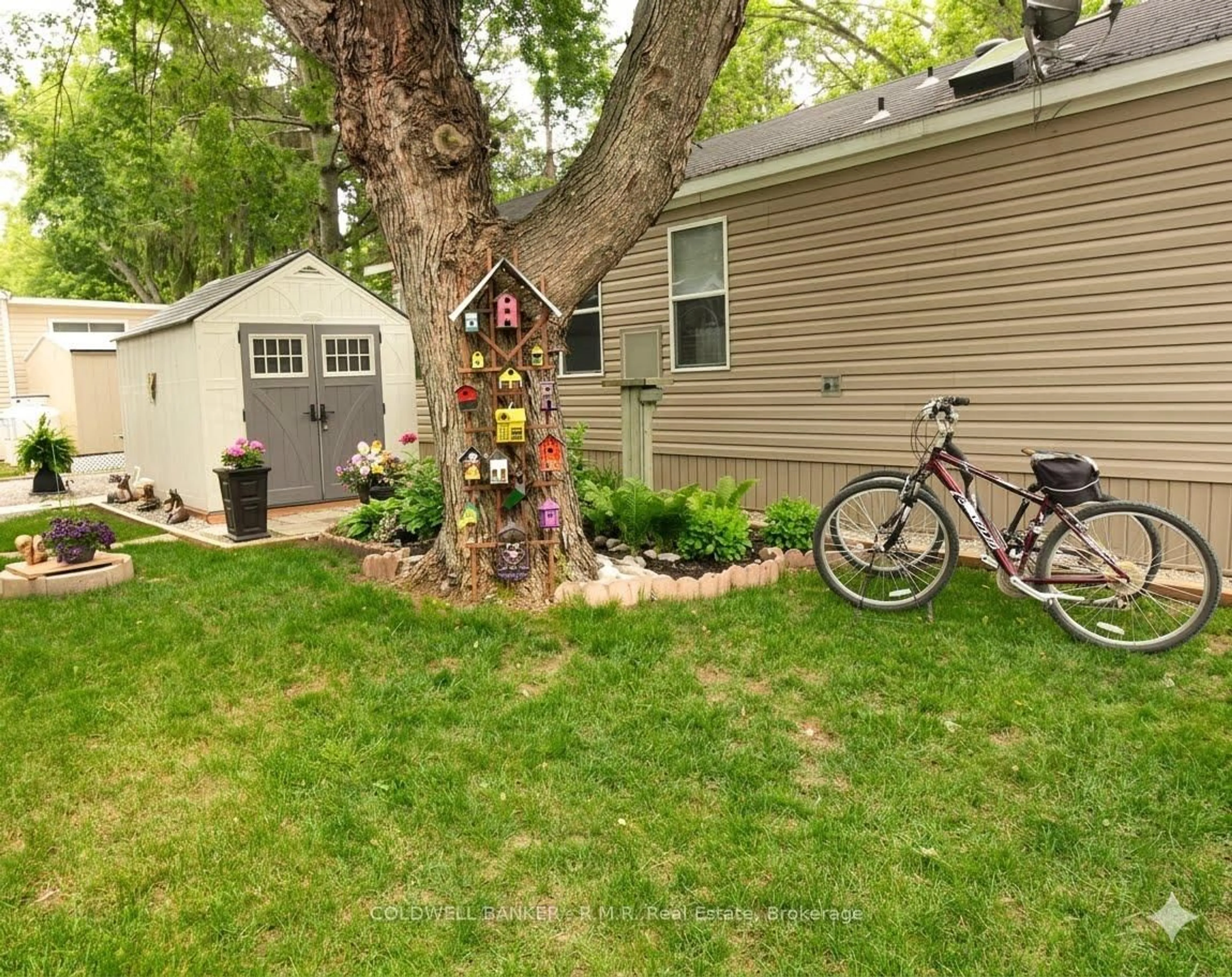 Patio, street for 2152 County Road 36 #83, Kawartha Lakes Ontario K0M 1L0