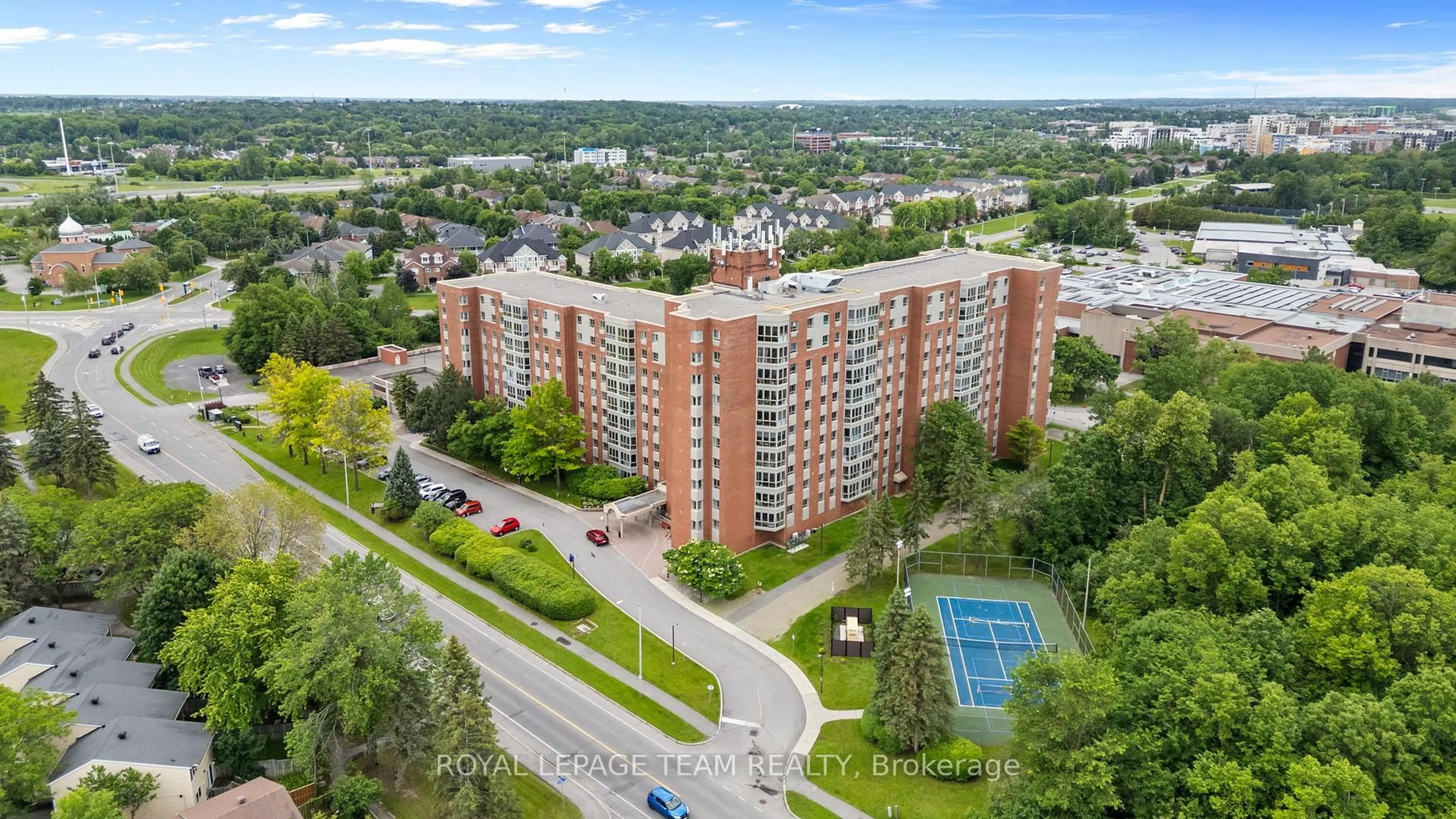 A pic from outside/outdoor area/front of a property/back of a property/a pic from drone, city buildings view from balcony for 960 Teron Rd #604, Ottawa Ontario K2K 2B6