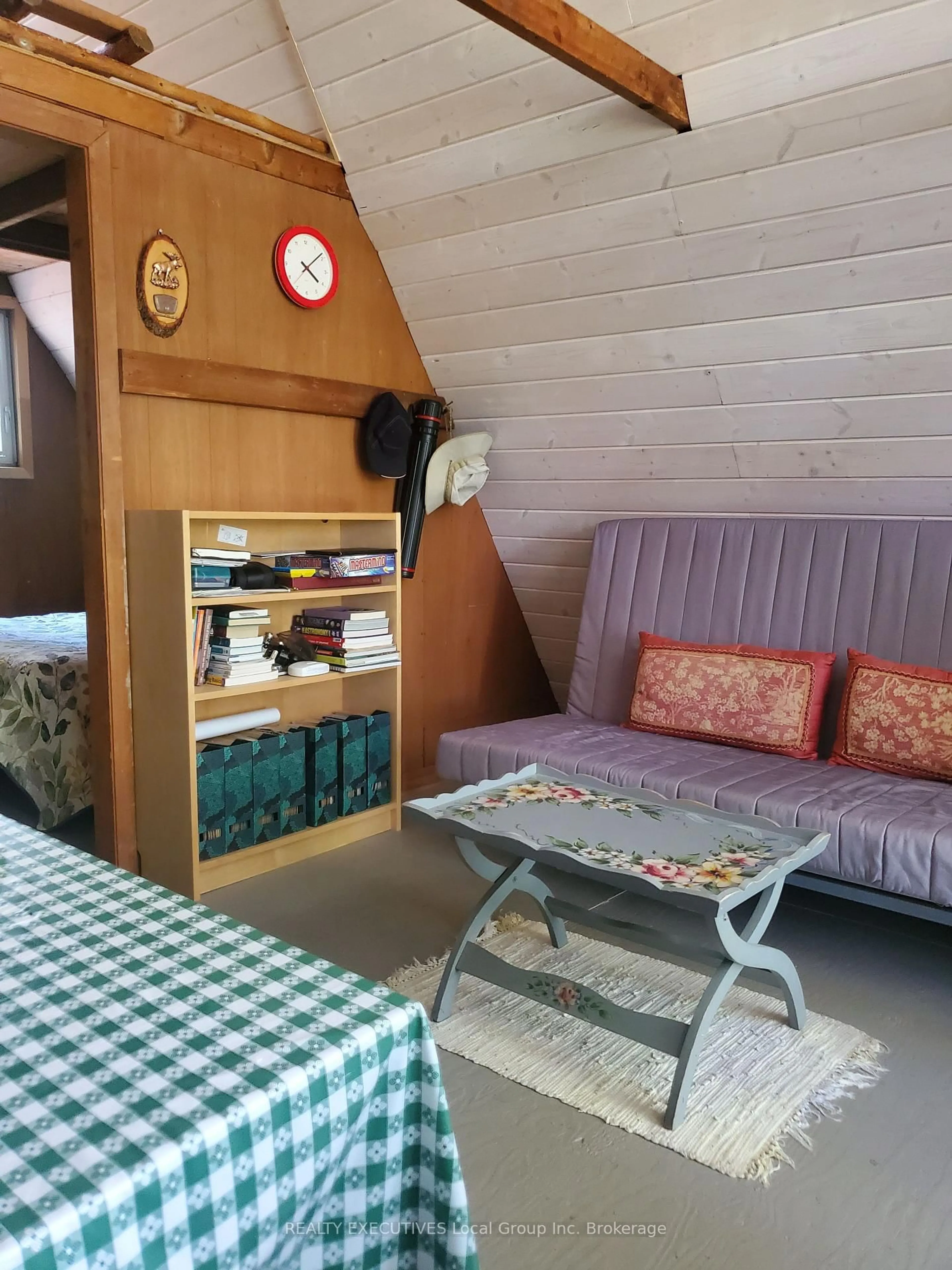 A pic of a room for 928 Island Island, Temagami Ontario P0H 2H0