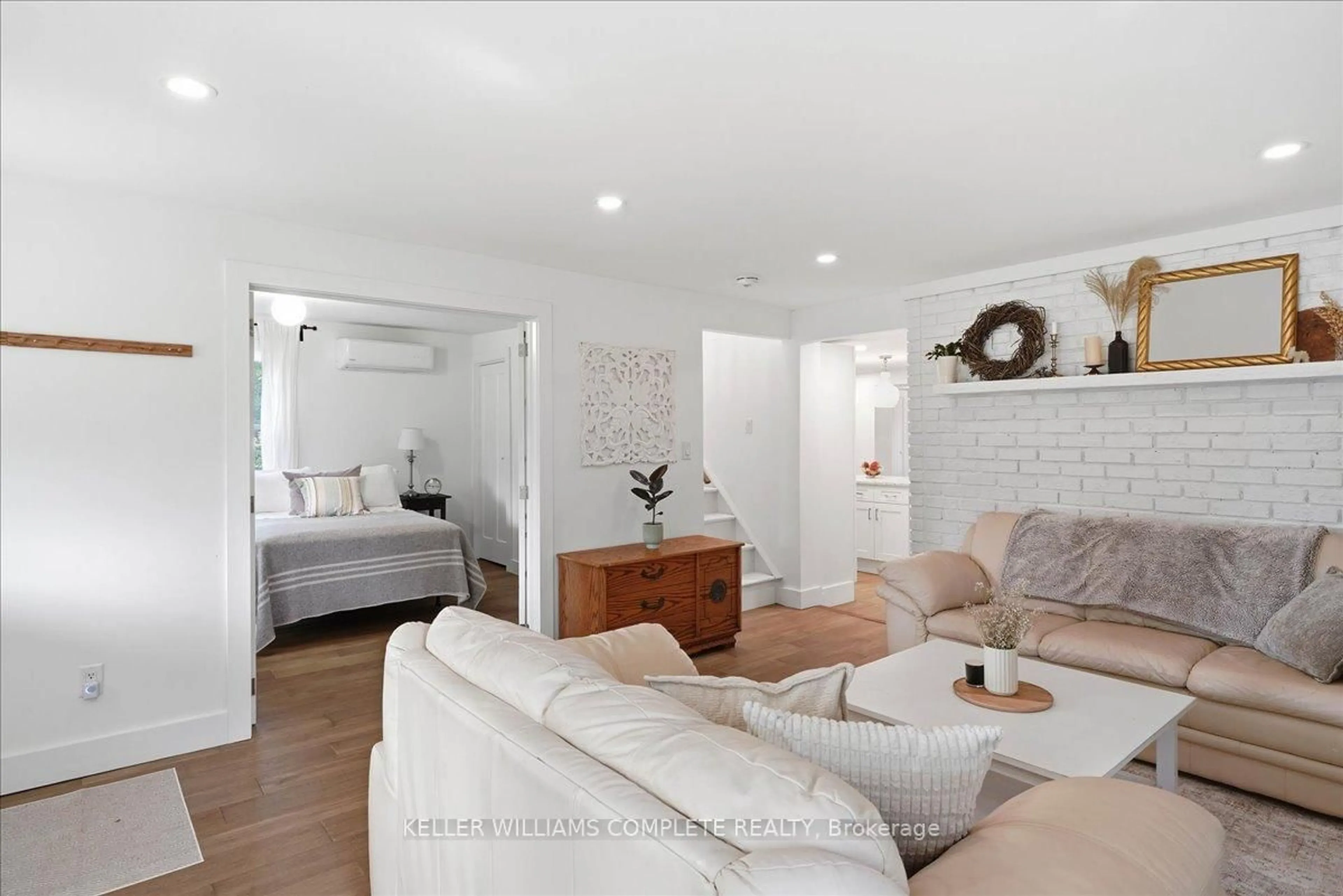 Living room with furniture, unknown for 46 OLD PORTAGE Rd, Quinte West Ontario K0K 1L0