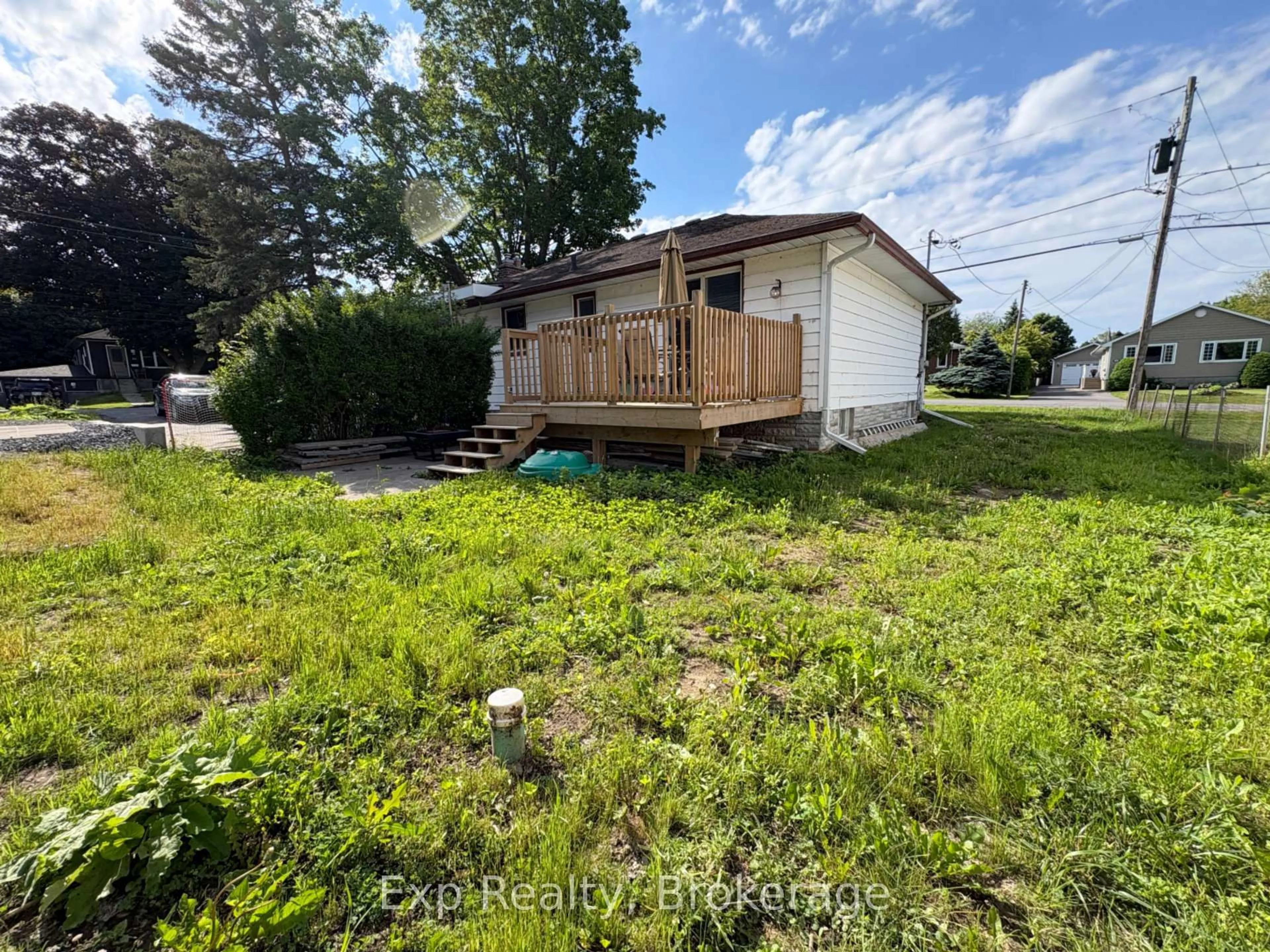 A pic from outside/outdoor area/front of a property/back of a property/a pic from drone, street for 15 Redden St, Kingston Ontario K7M 4K9