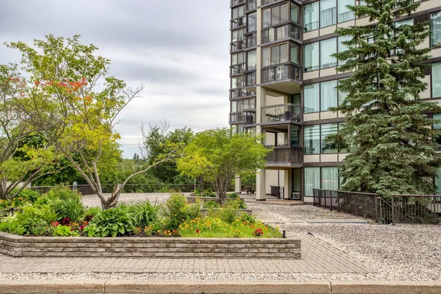 23 Woodlawn Rd #205, Guelph 3