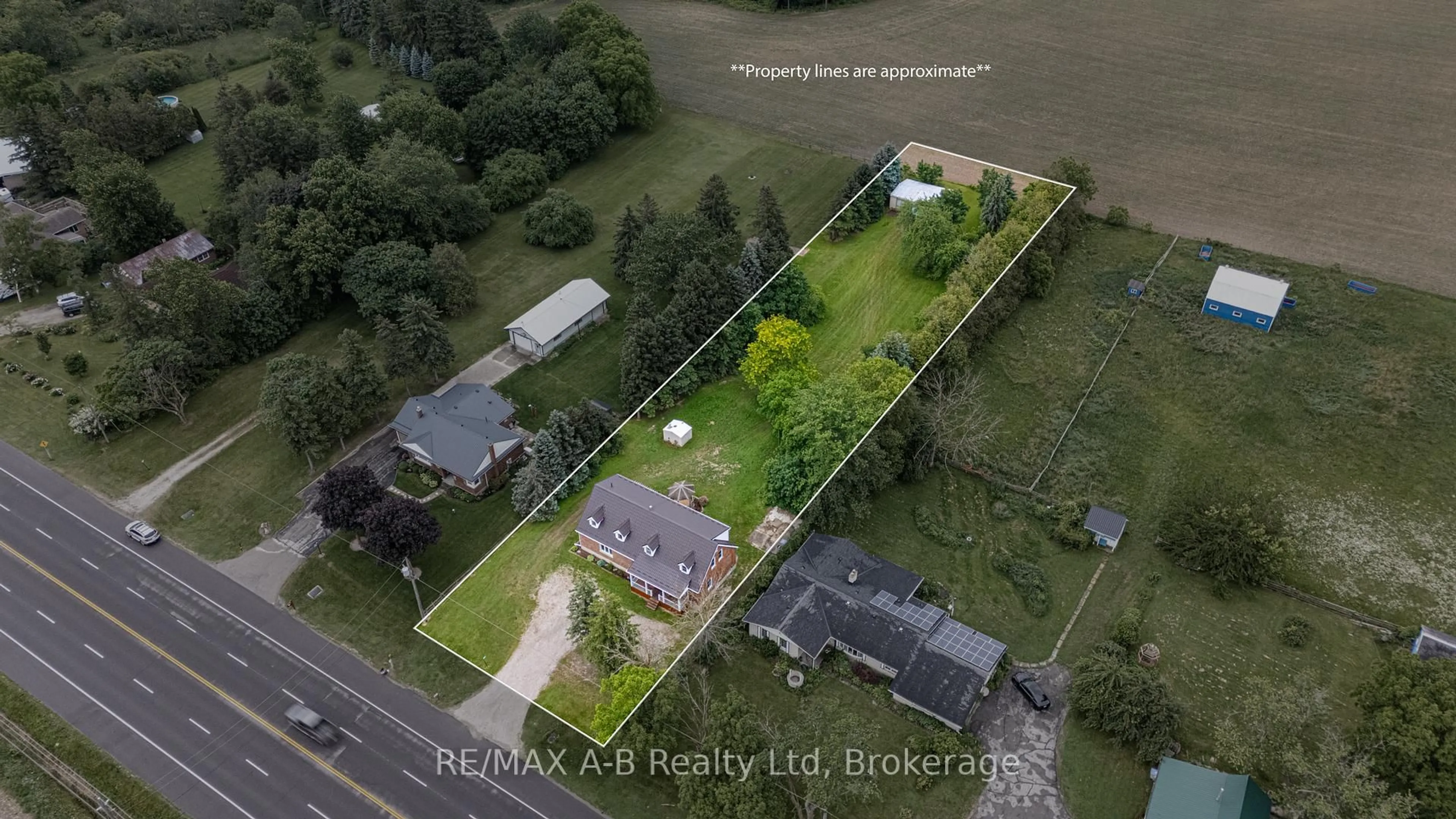 A pic from outside/outdoor area/front of a property/back of a property/a pic from drone, water/lake/river/ocean view for 2927 Line 34 Line, Stratford Ontario N5A 6S5