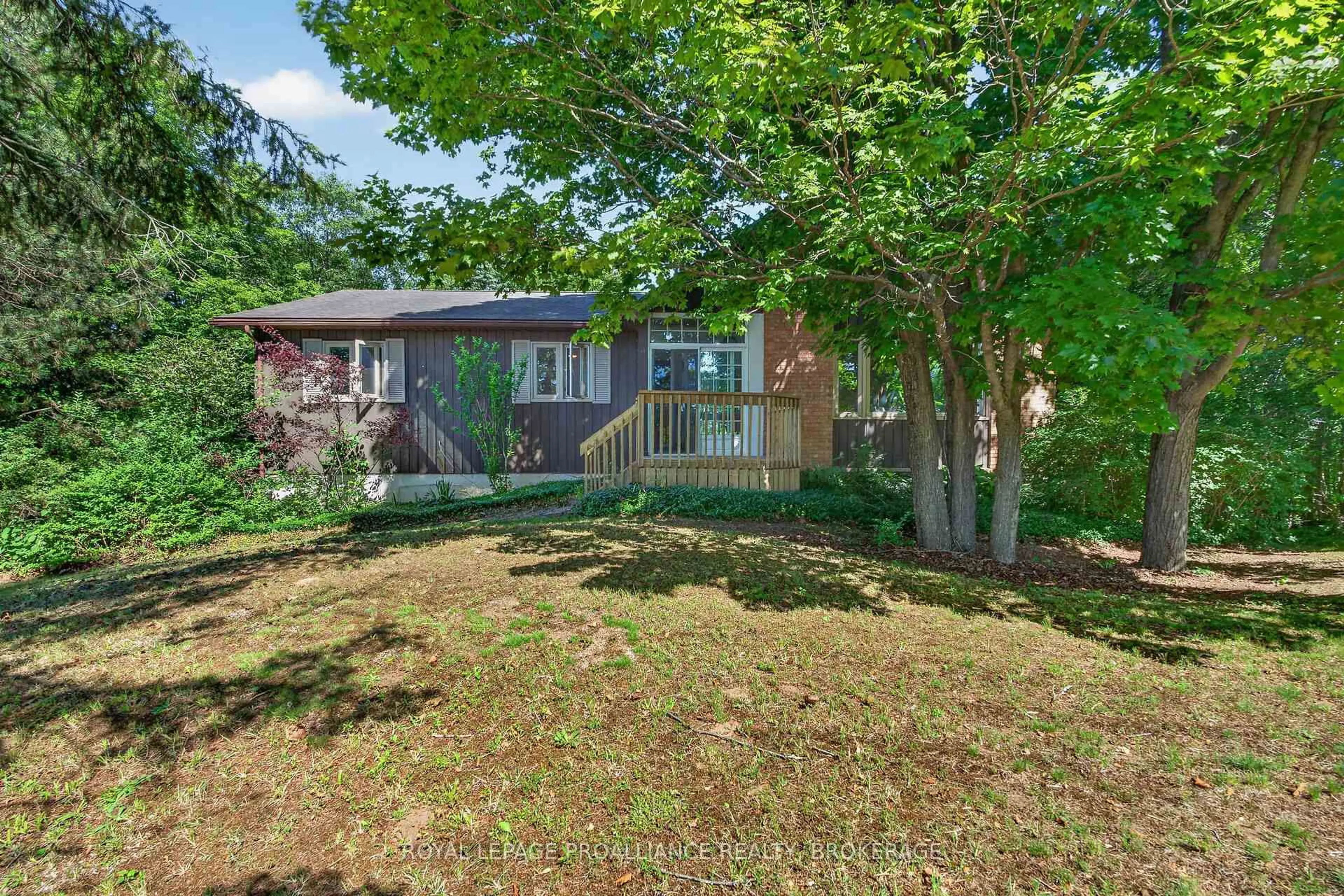 A pic from outside/outdoor area/front of a property/back of a property/a pic from drone, unknown for 3318 Desert Lake Rd, Verona Ontario K0H 2W0