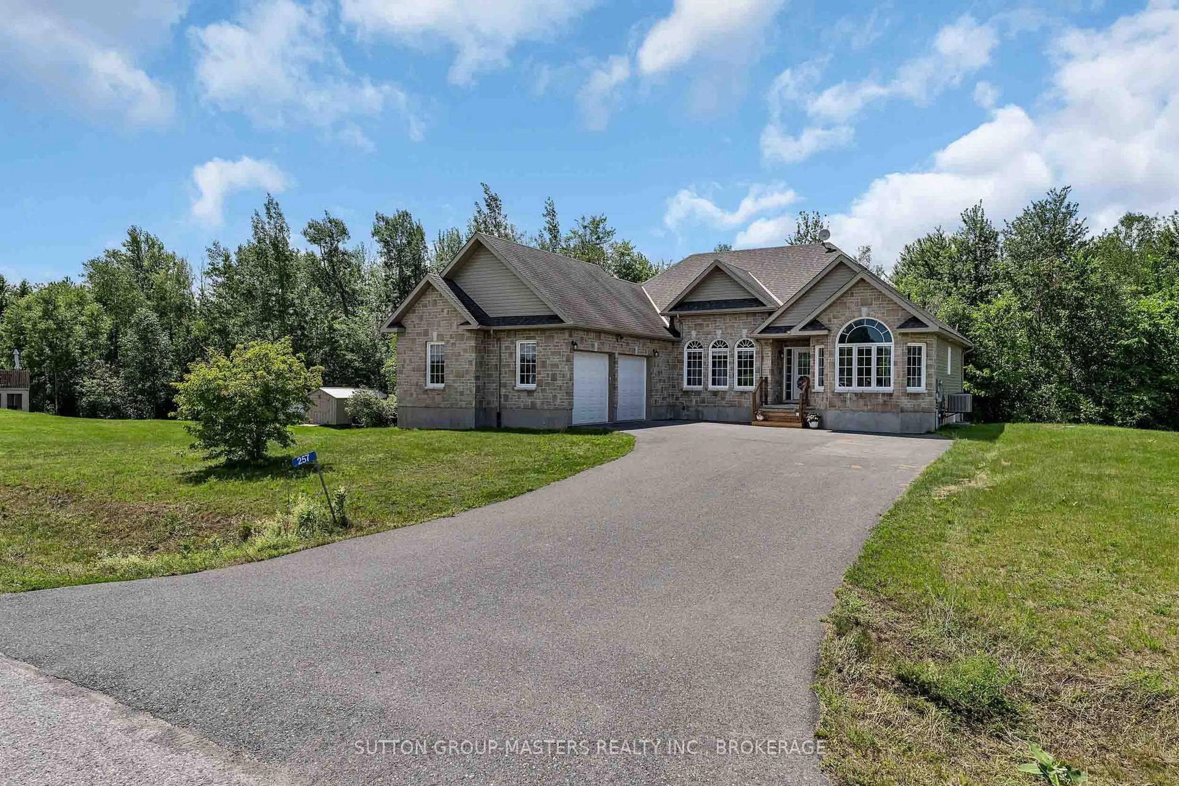 A pic from outside/outdoor area/front of a property/back of a property/a pic from drone, street for 257 Starlight Pl, Ashton Ontario K0A 1B0