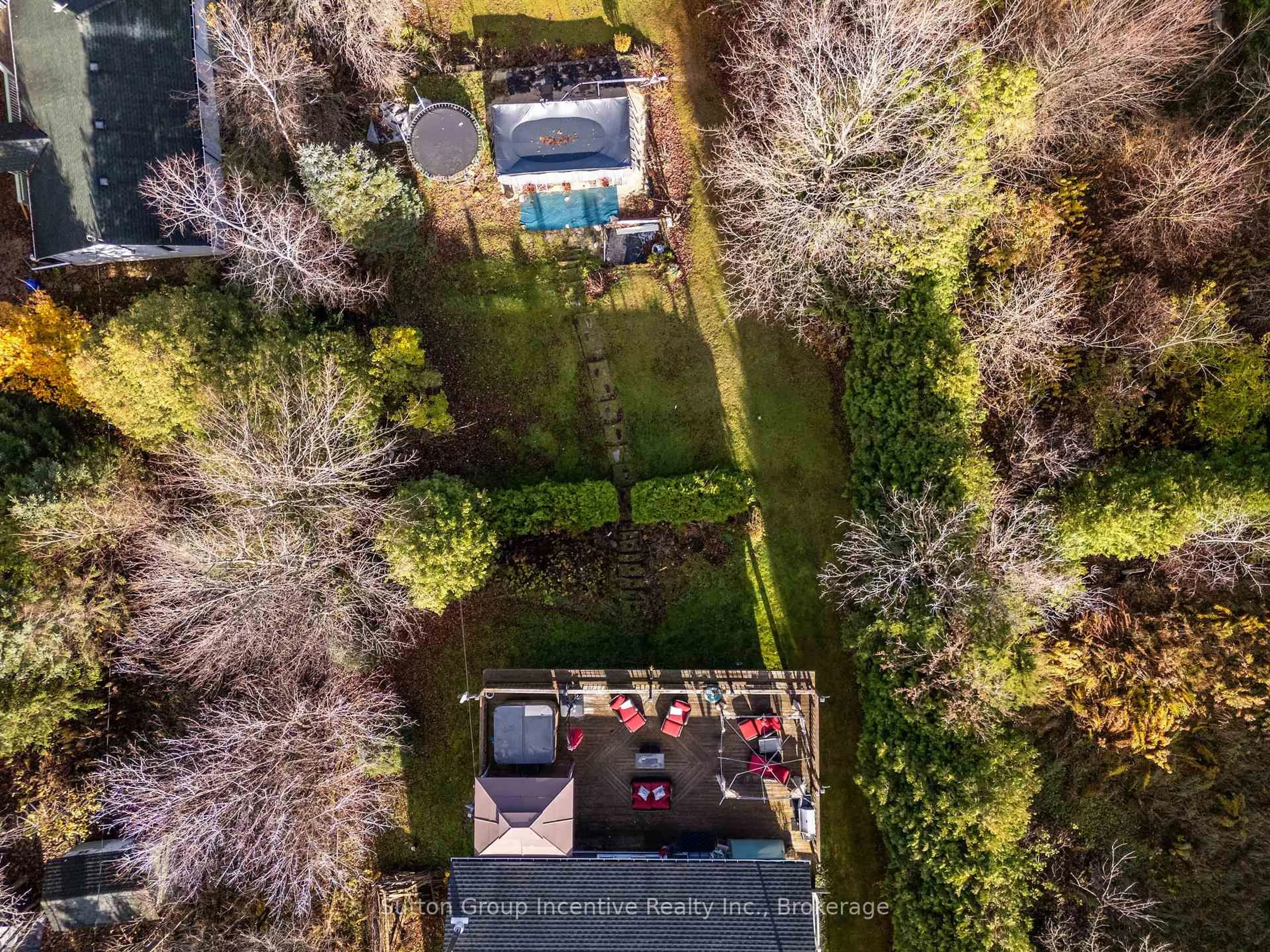 A pic from outside/outdoor area/front of a property/back of a property/a pic from drone, unknown for 474839 TOWNSEND LAKE Rd, West Grey Ontario N0C 1H0