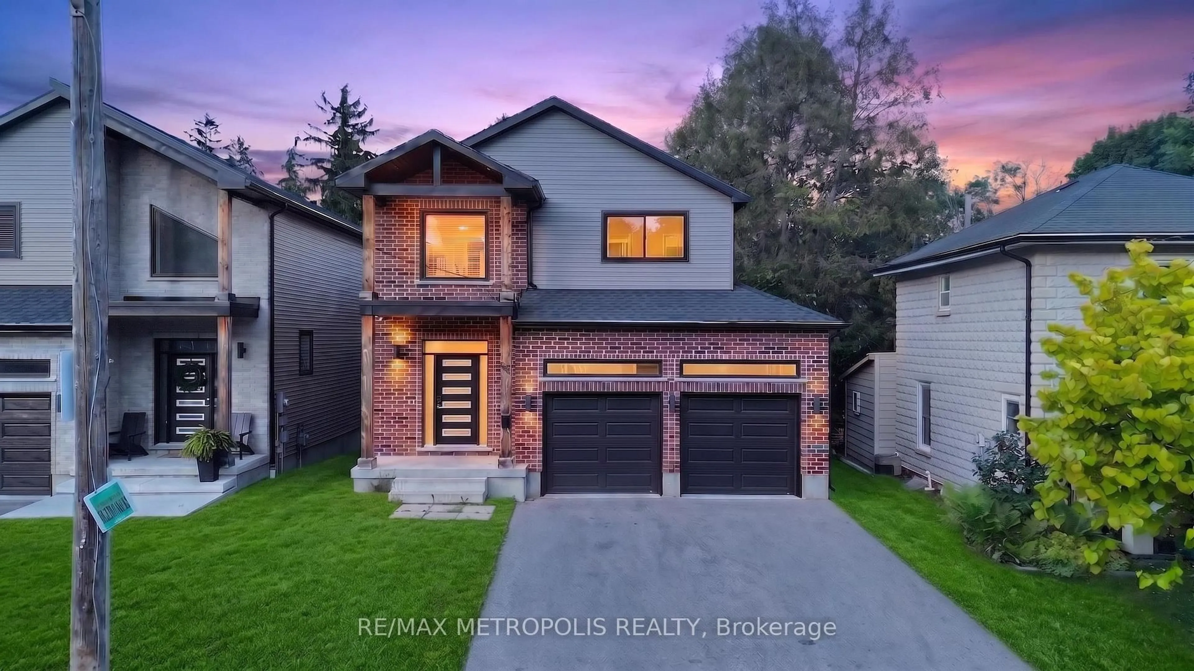 Home with brick exterior material, street for 55 Russ St, Cambridge Ontario N3H 4B1