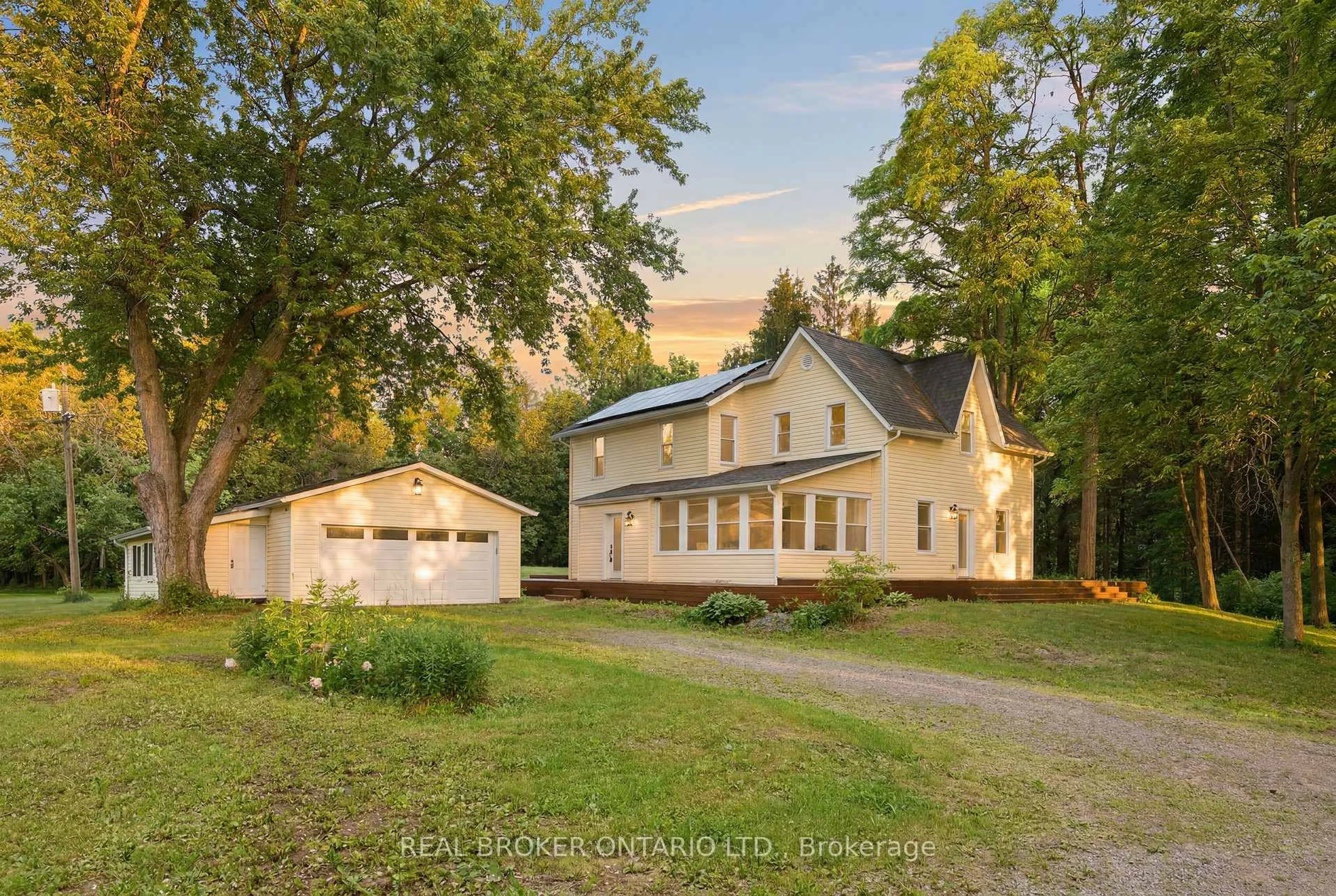 A pic from outside/outdoor area/front of a property/back of a property/a pic from drone, street for 4184 Gordon Murdock Rd, Osgoode Ontario K0A 2W0
